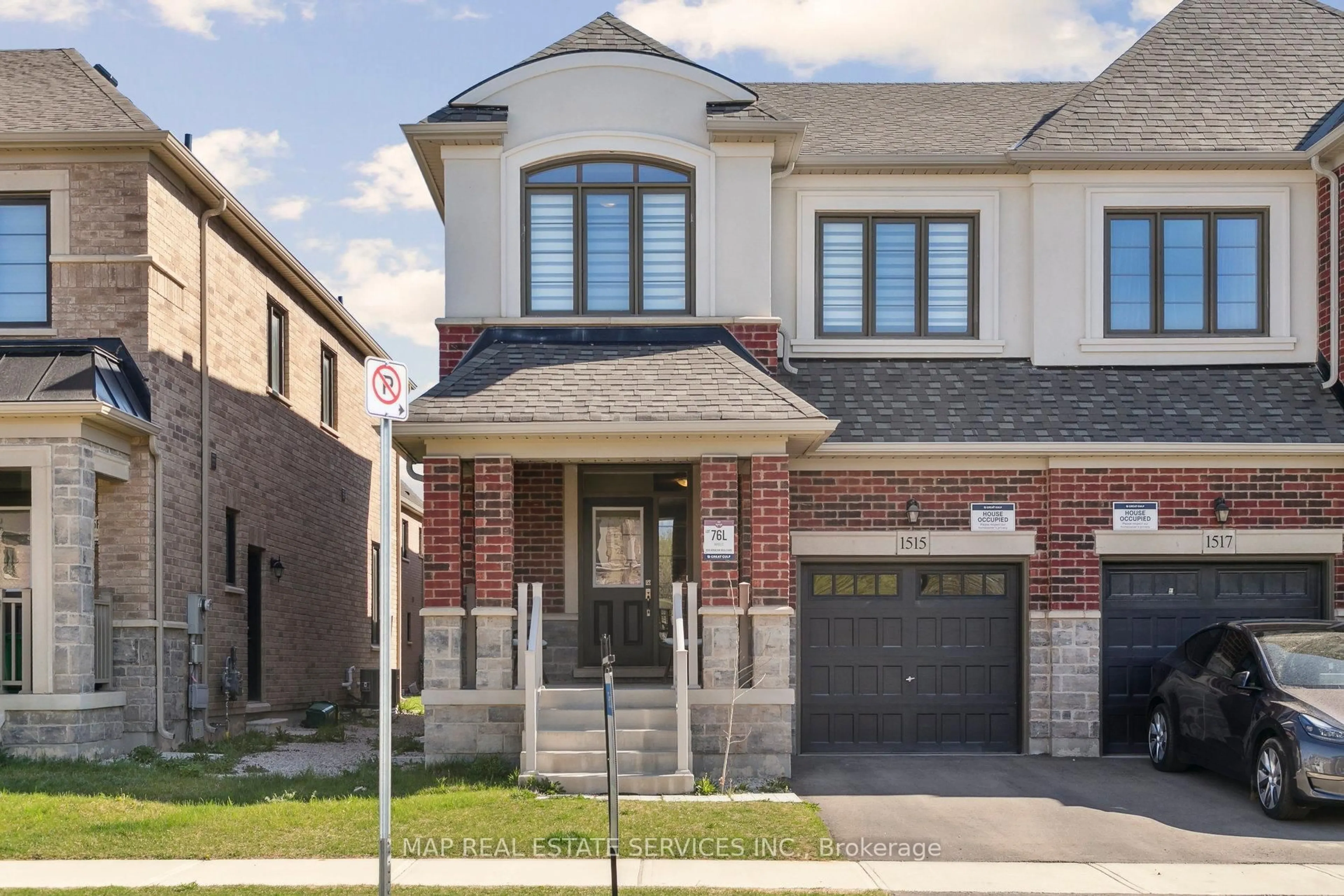Home with brick exterior material, street for 1515 Kovachik Blvd, Milton Ontario L9E 1T4