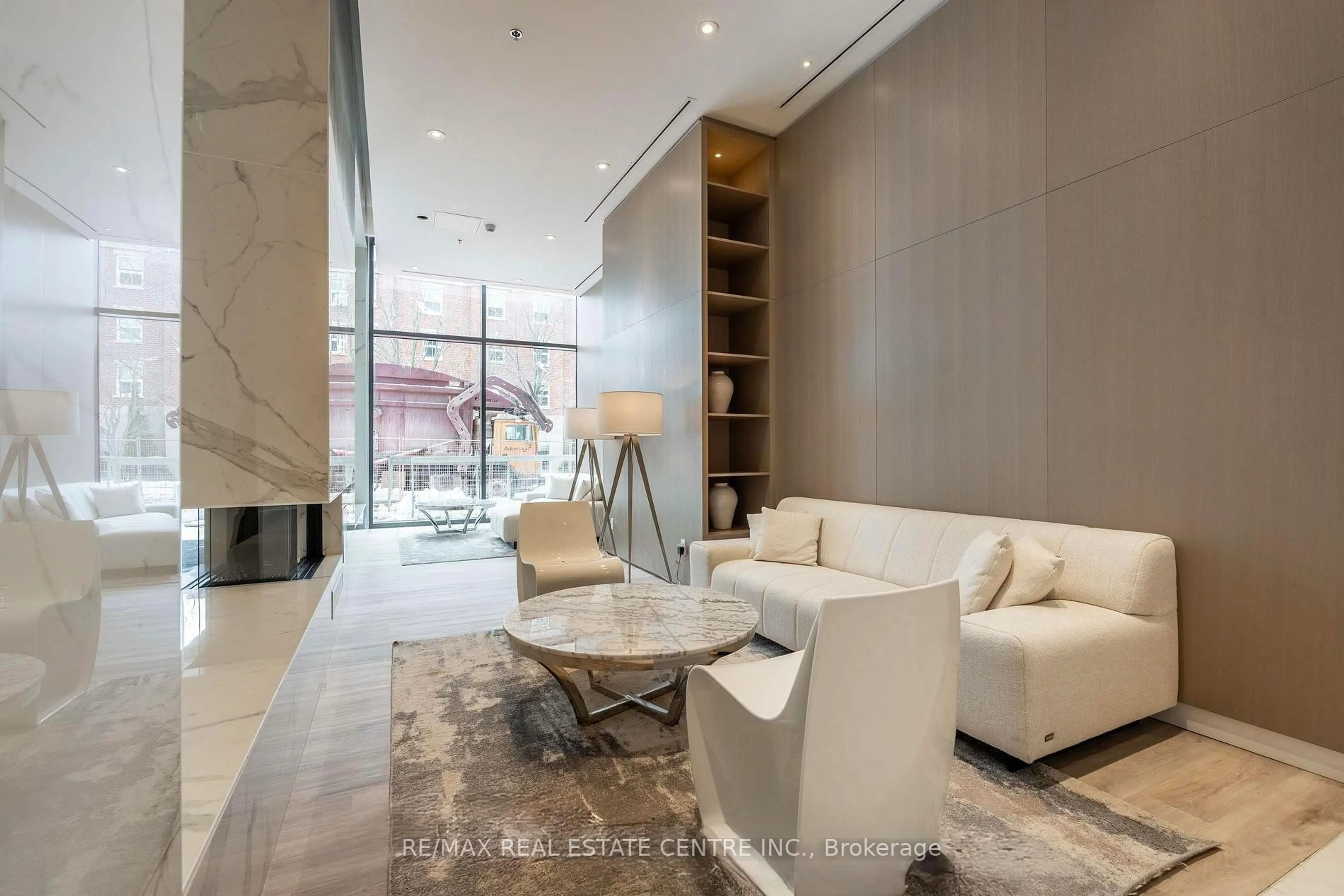 Unknown for 370 Martha St #502, Burlington Ontario L7R 0G9