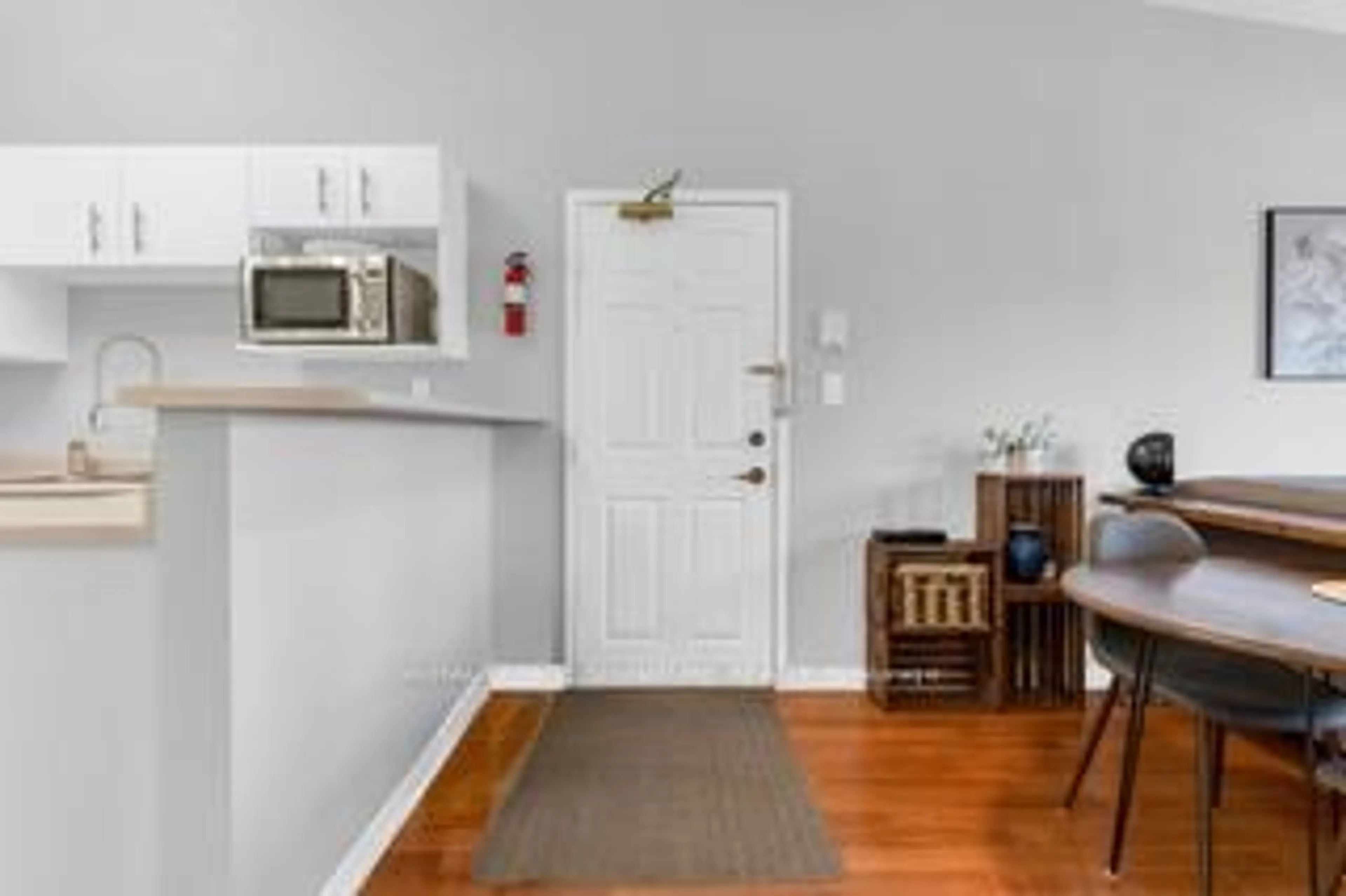 Unknown for 4005 Kilmer Dr #410, Burlington Ontario L7M 4M2