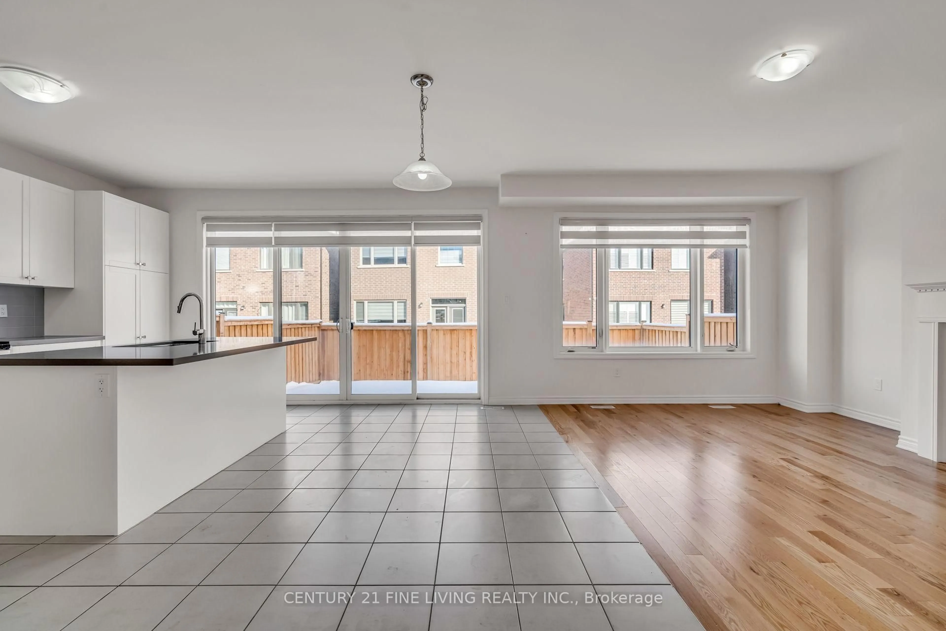 Open concept kitchen, unknown for 37 PETCH Ave, Caledon Ontario L7C 4J8