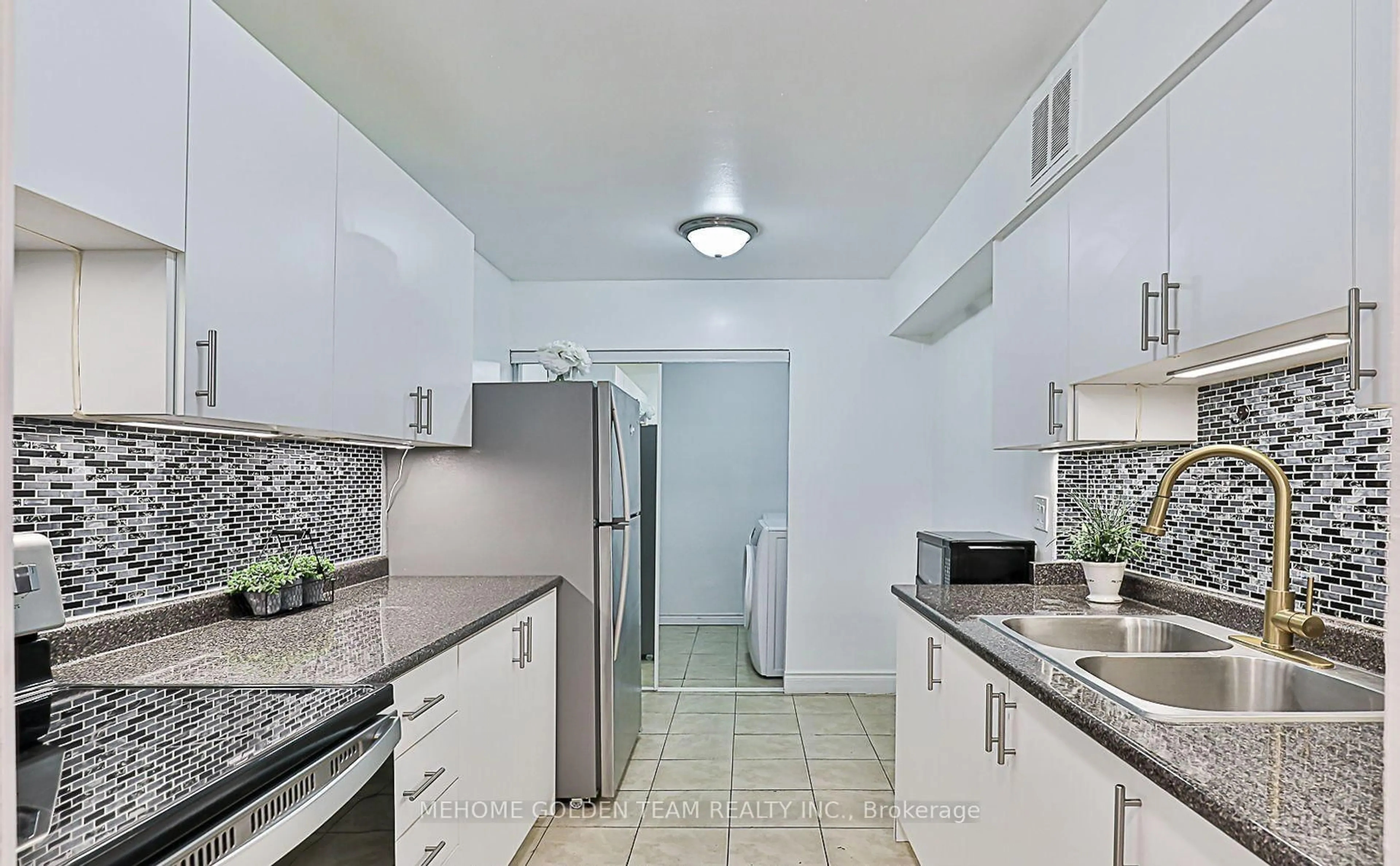 Standard kitchen, ceramic/tile floor for 340 Dixon Rd #2309, Toronto Ontario M9R 1T1