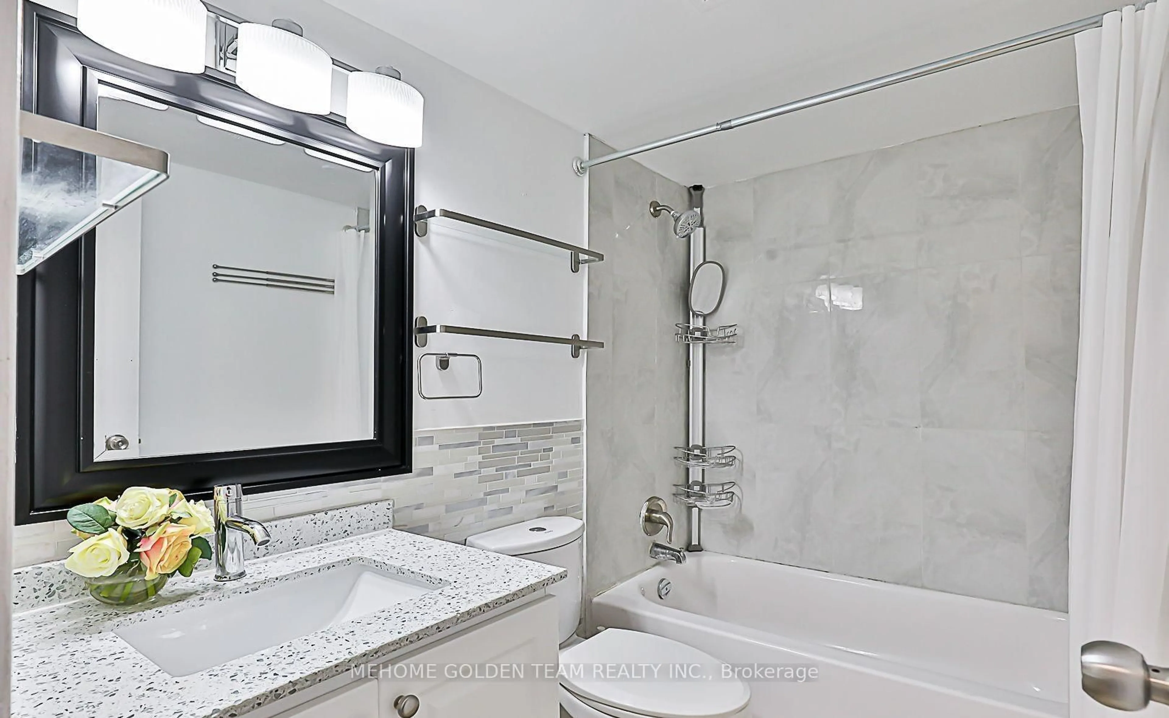 Standard bathroom, ceramic/tile floor for 340 Dixon Rd #2309, Toronto Ontario M9R 1T1