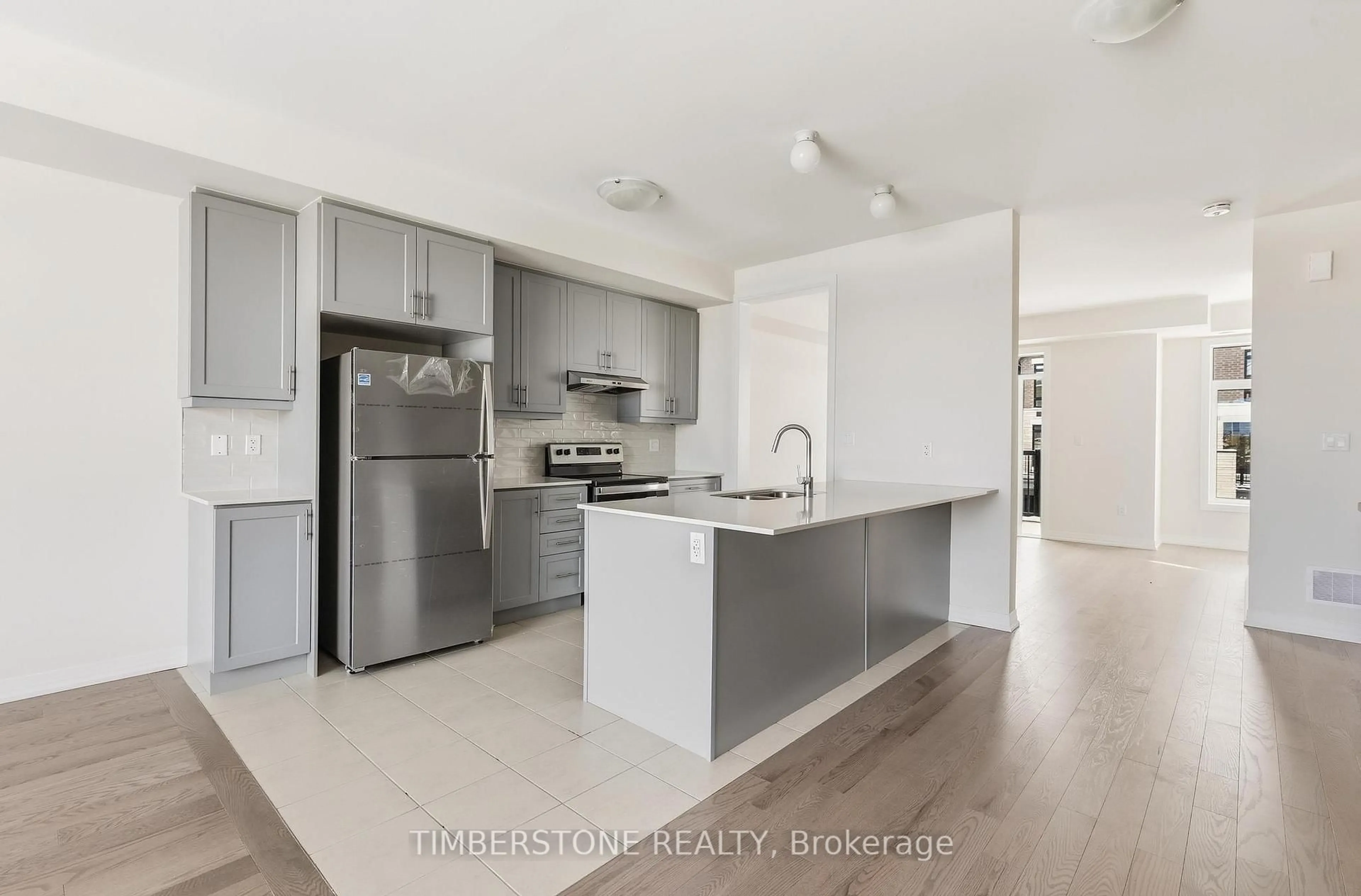 Open concept kitchen, unknown for 80 Blue Pond Dr, Brampton Ontario L7A 5M1