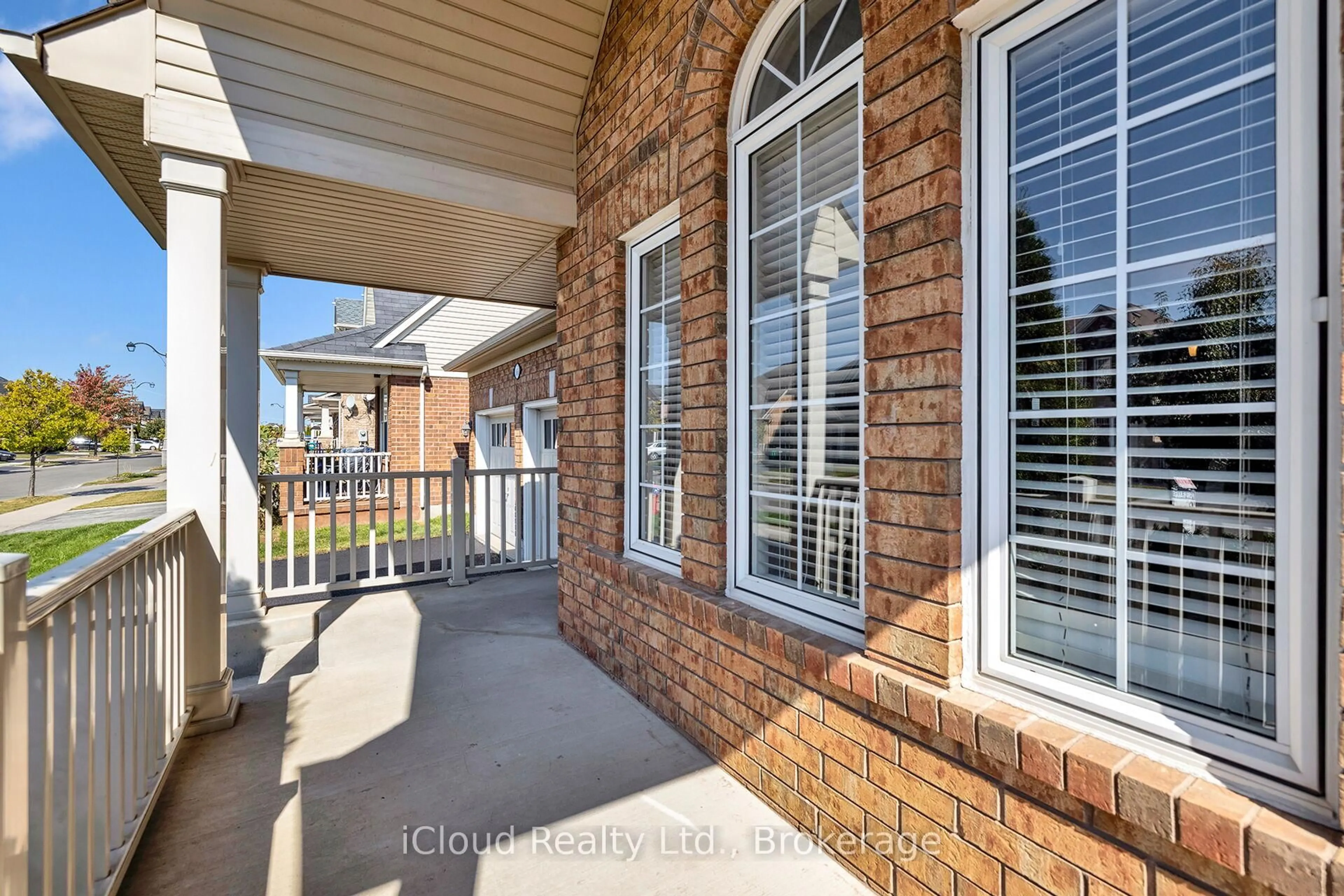 Unknown for 11 Bonavista Dr, Brampton Ontario L6X 0N2