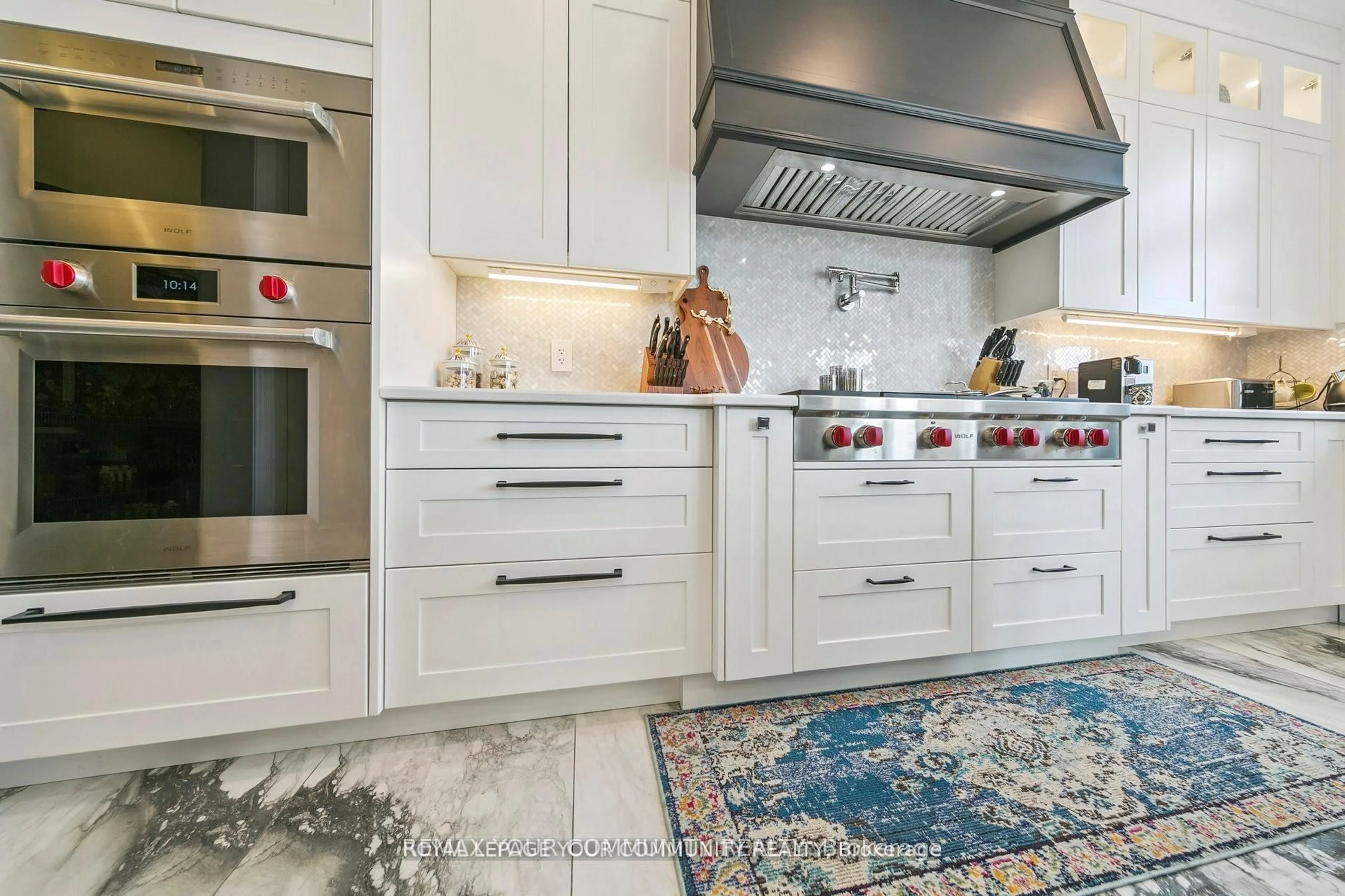 Contemporary kitchen, ceramic/tile floor for 2401 Irene Cres, Oakville Ontario L6M 5M5