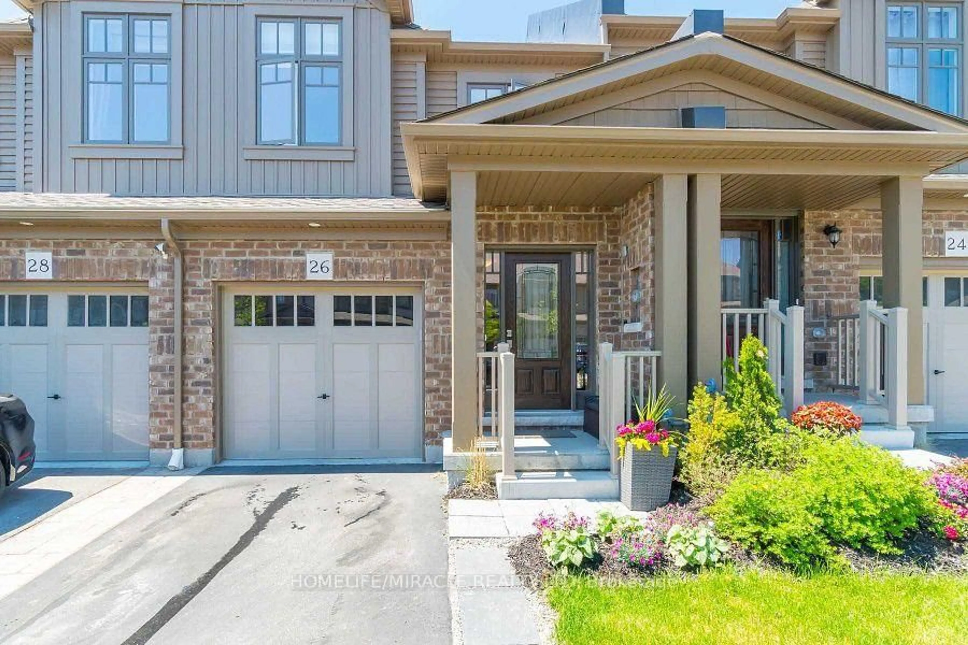 Home with brick exterior material, street for 26 Winterton Crt, Orangeville Ontario L9W 7N5