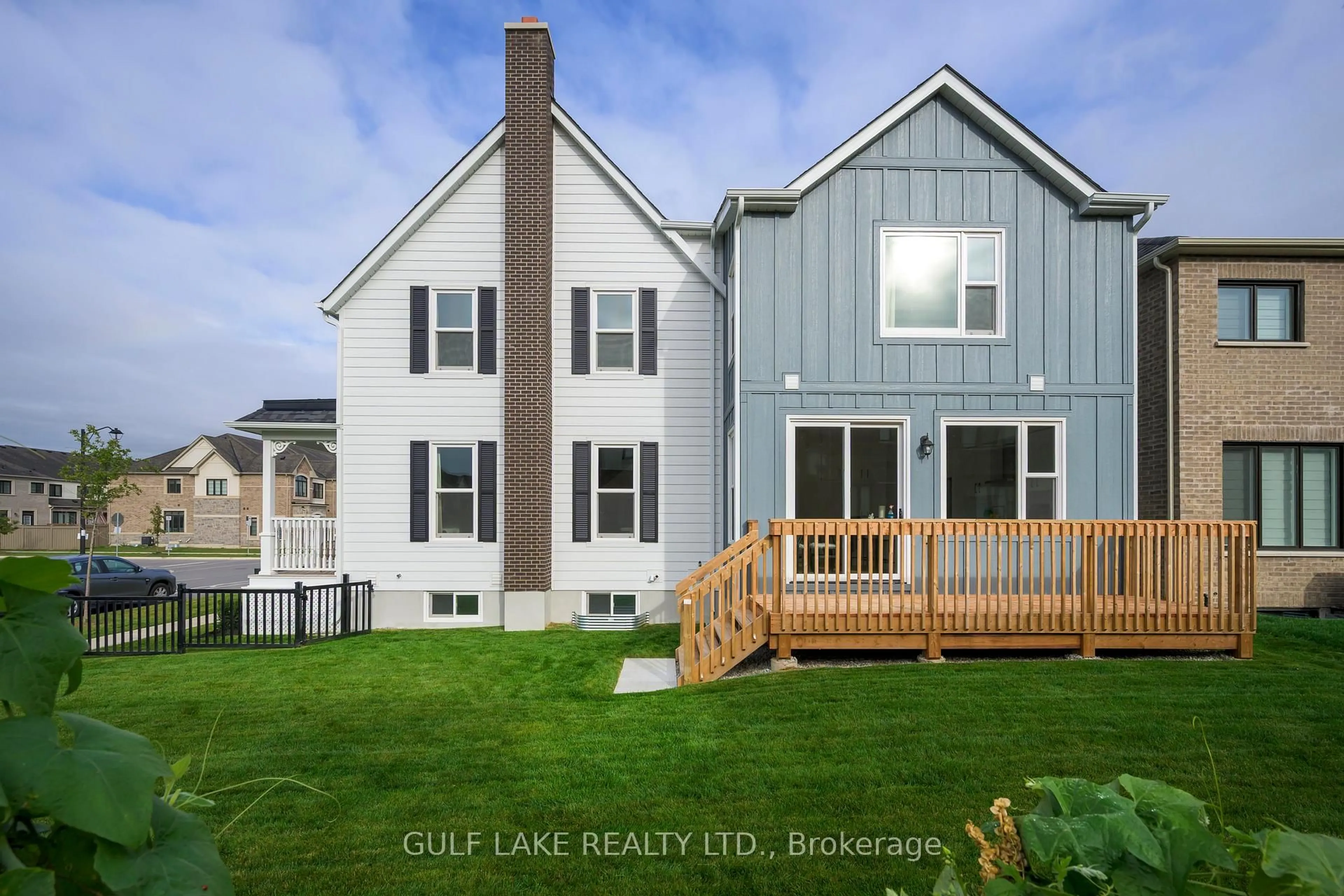 Home with vinyl exterior material, water/lake/river/ocean view for 416 Bergamot Ave, Milton Ontario L9E 1T6