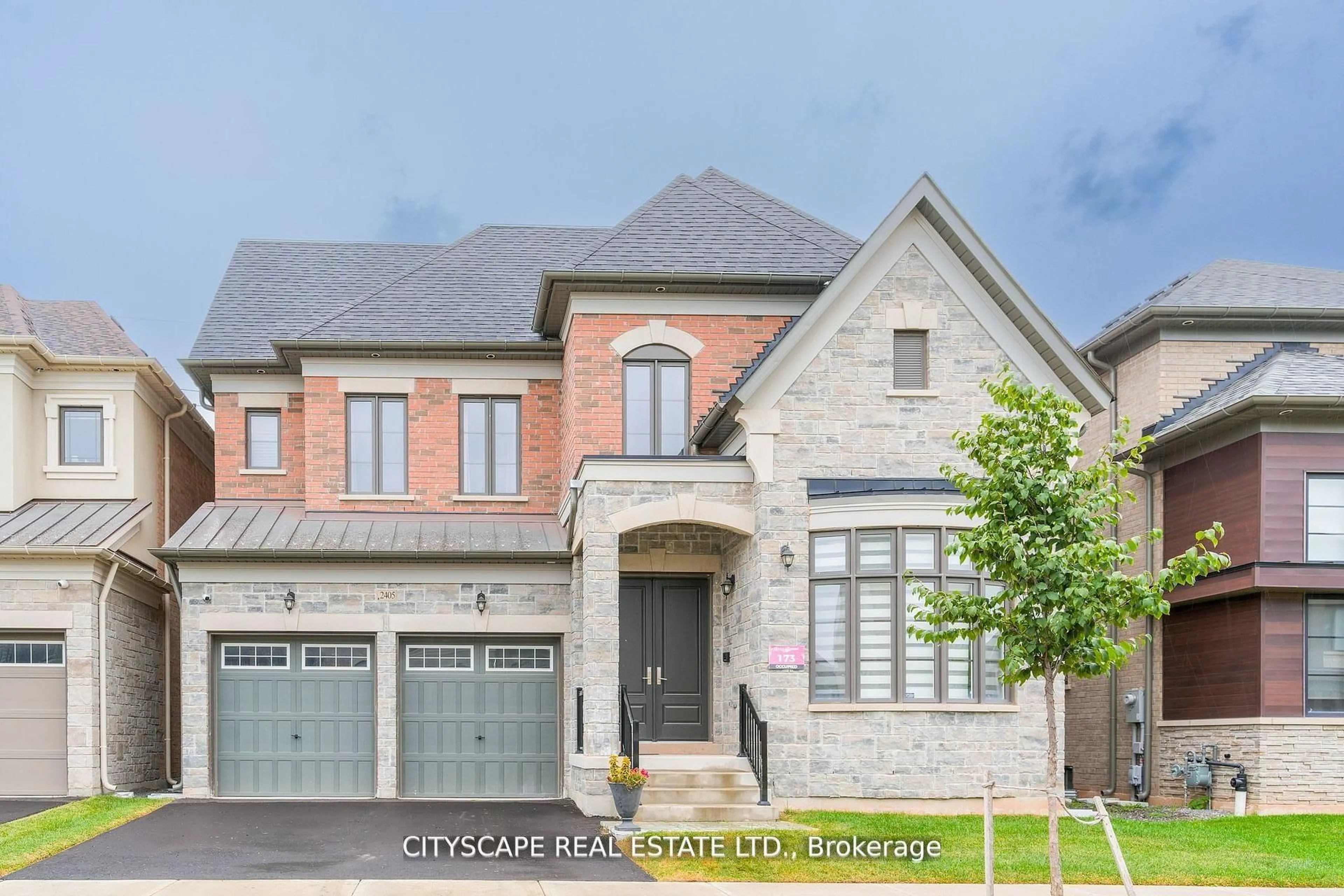 Home with brick exterior material, street for 2405 Irene Cres, Oakville Ontario L6M 5M2