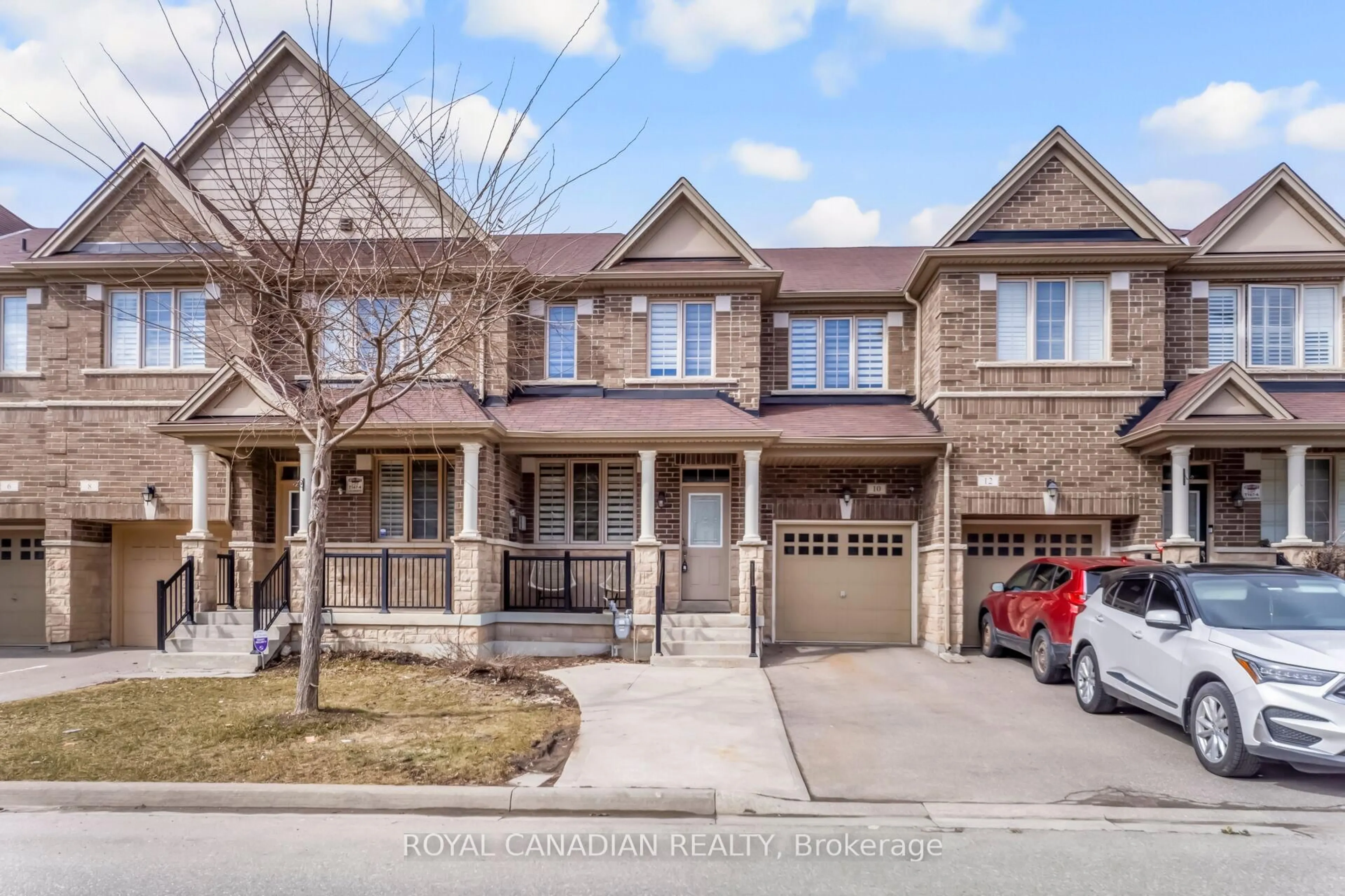 Home with brick exterior material, street for 10 Yellowknife Rd, Brampton Ontario L6R 3X3