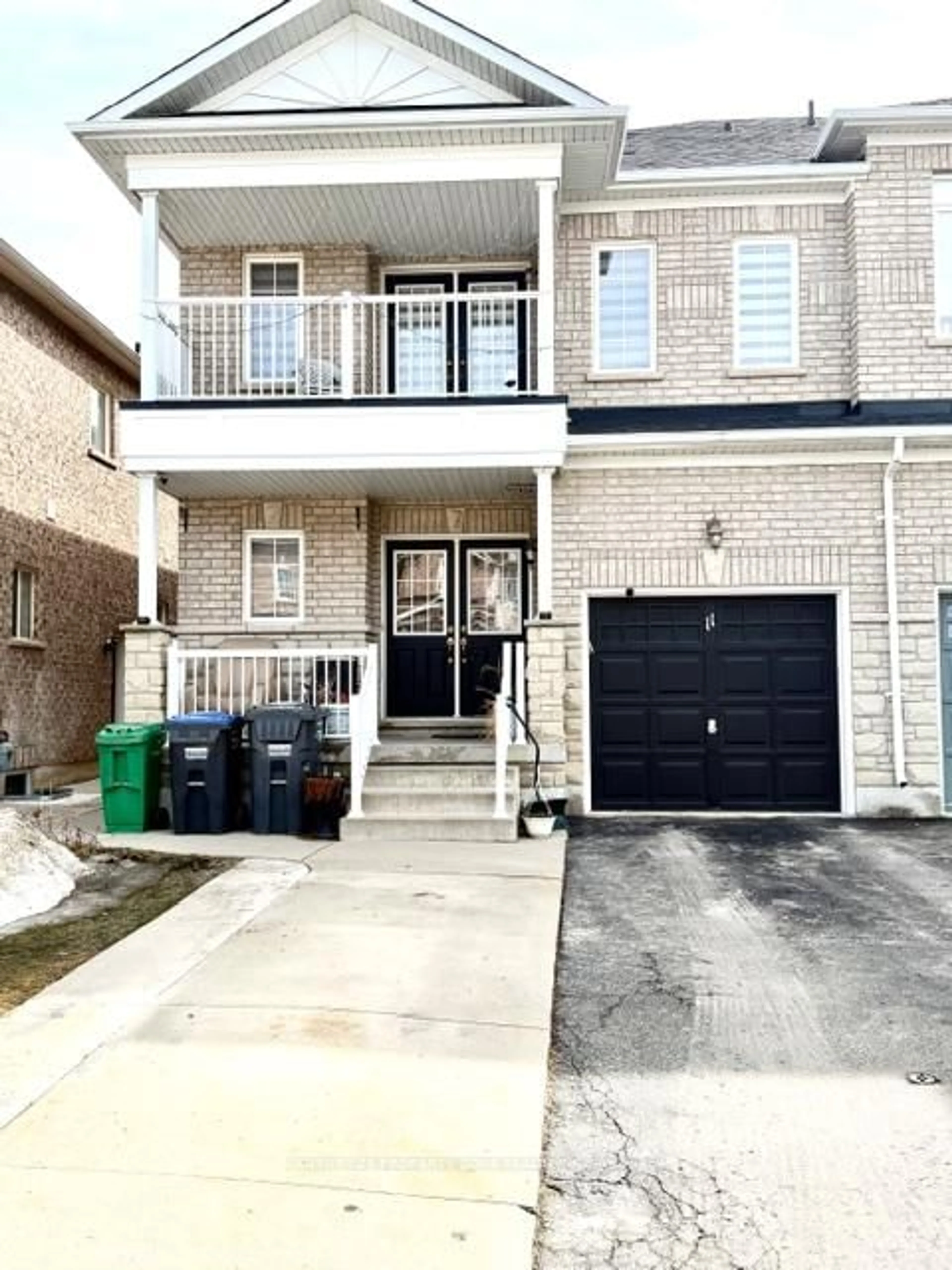 Unknown for 11 Kettlewell Cres, Brampton Ontario L6R 0T3