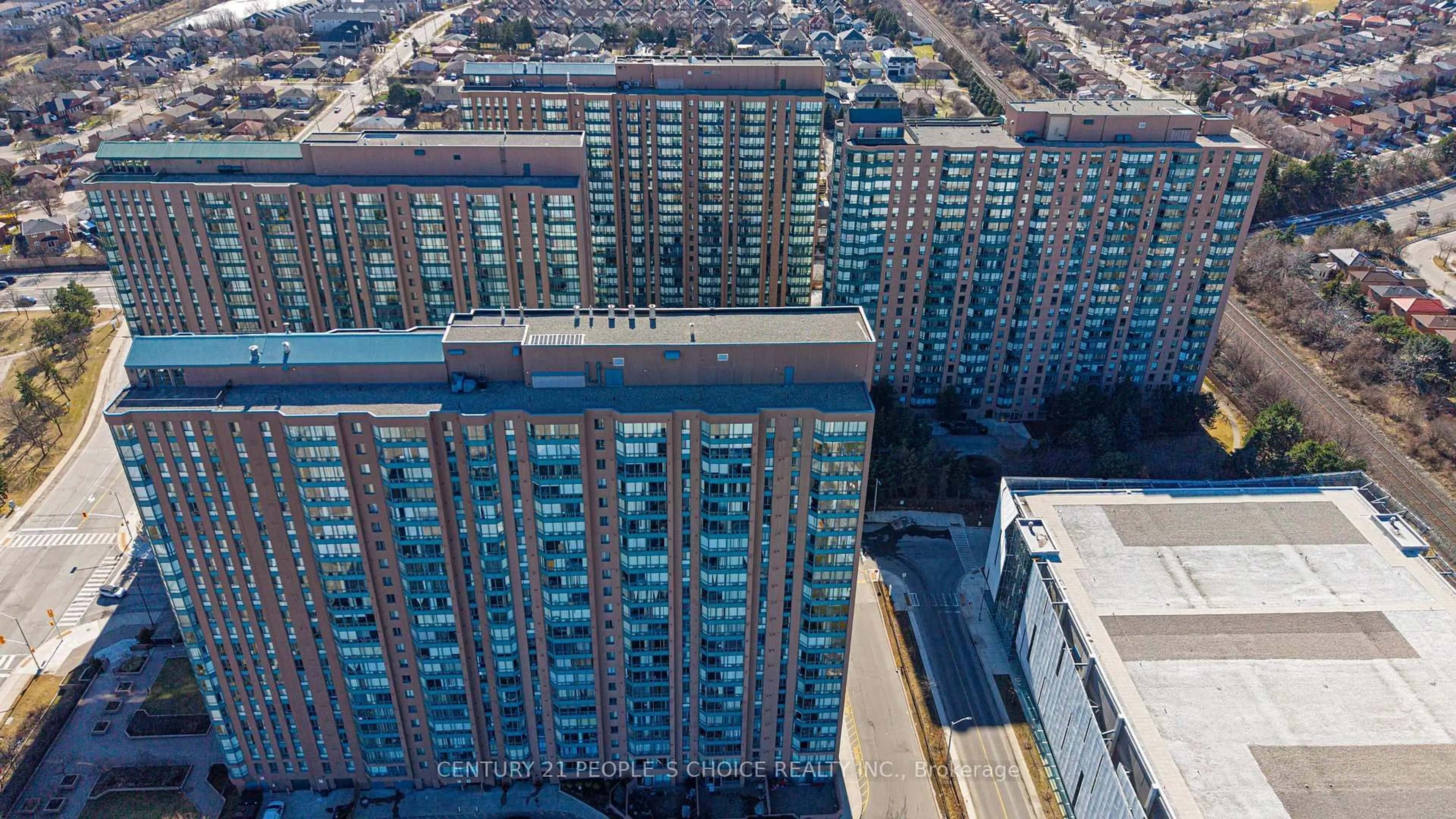 A pic from outside/outdoor area/front of a property/back of a property/a pic from drone, city buildings view from balcony for 155 Hillcrest Ave #1413, Mississauga Ontario L5B 3Z2