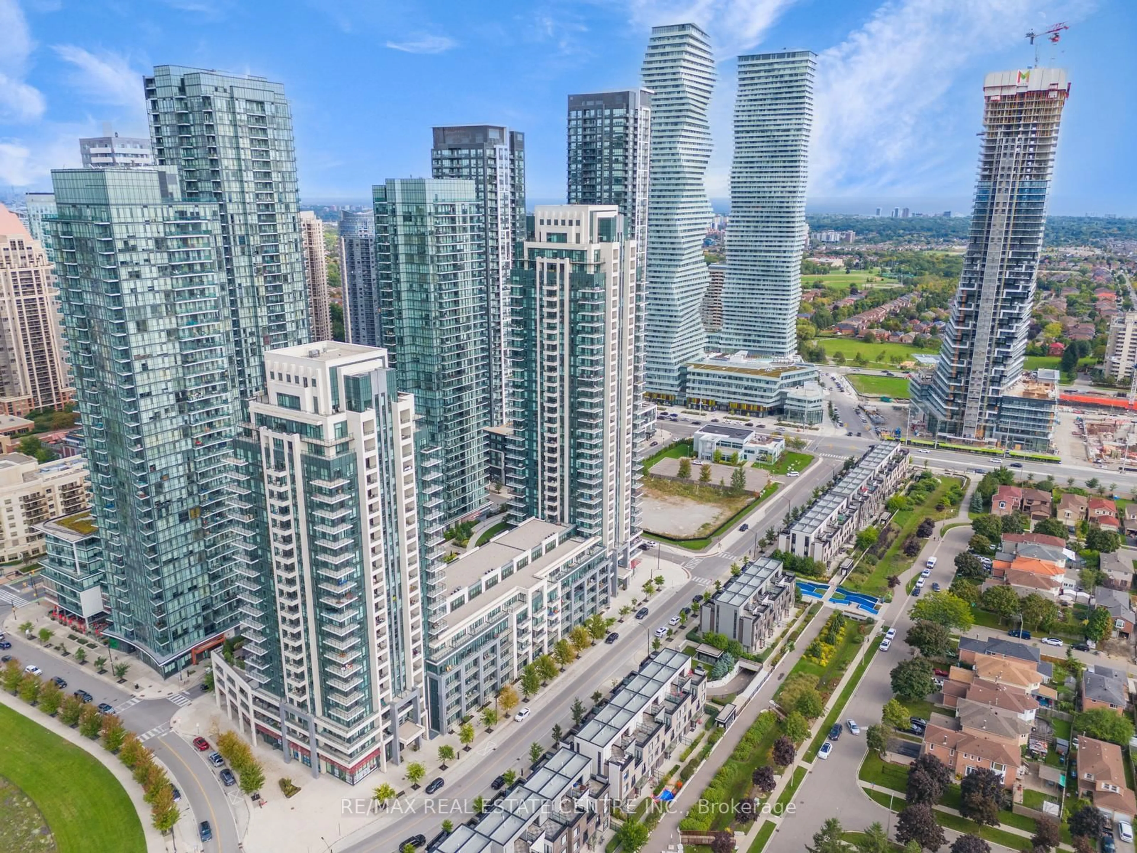 A pic from outside/outdoor area/front of a property/back of a property/a pic from drone, city buildings view from balcony for 4055 Parkside Village Dr #519, Mississauga Ontario L5B 0K8