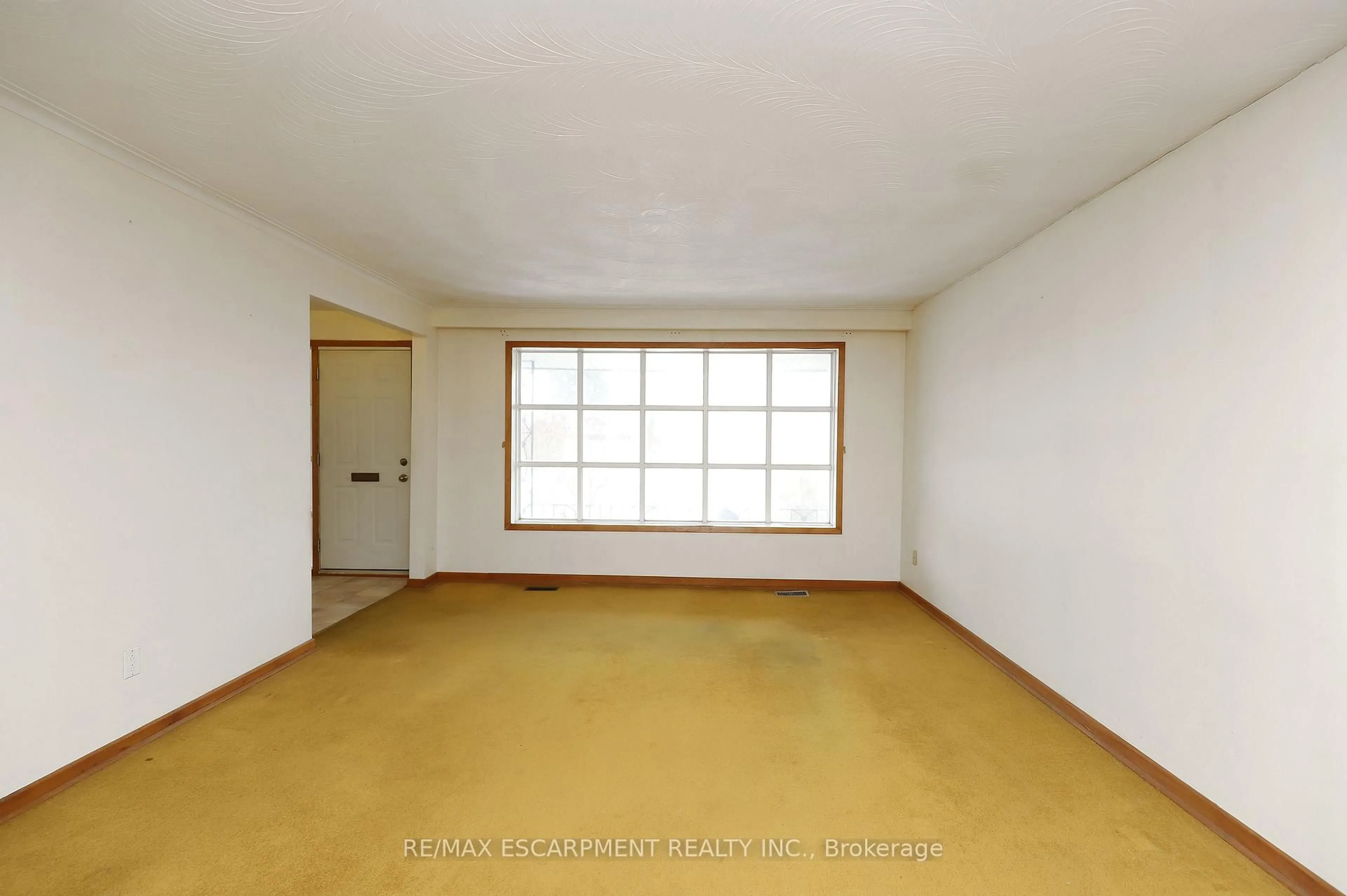 A pic of a room for 952 MISSISSAUGA VALLEY Blvd, Mississauga Ontario L5A 2A2