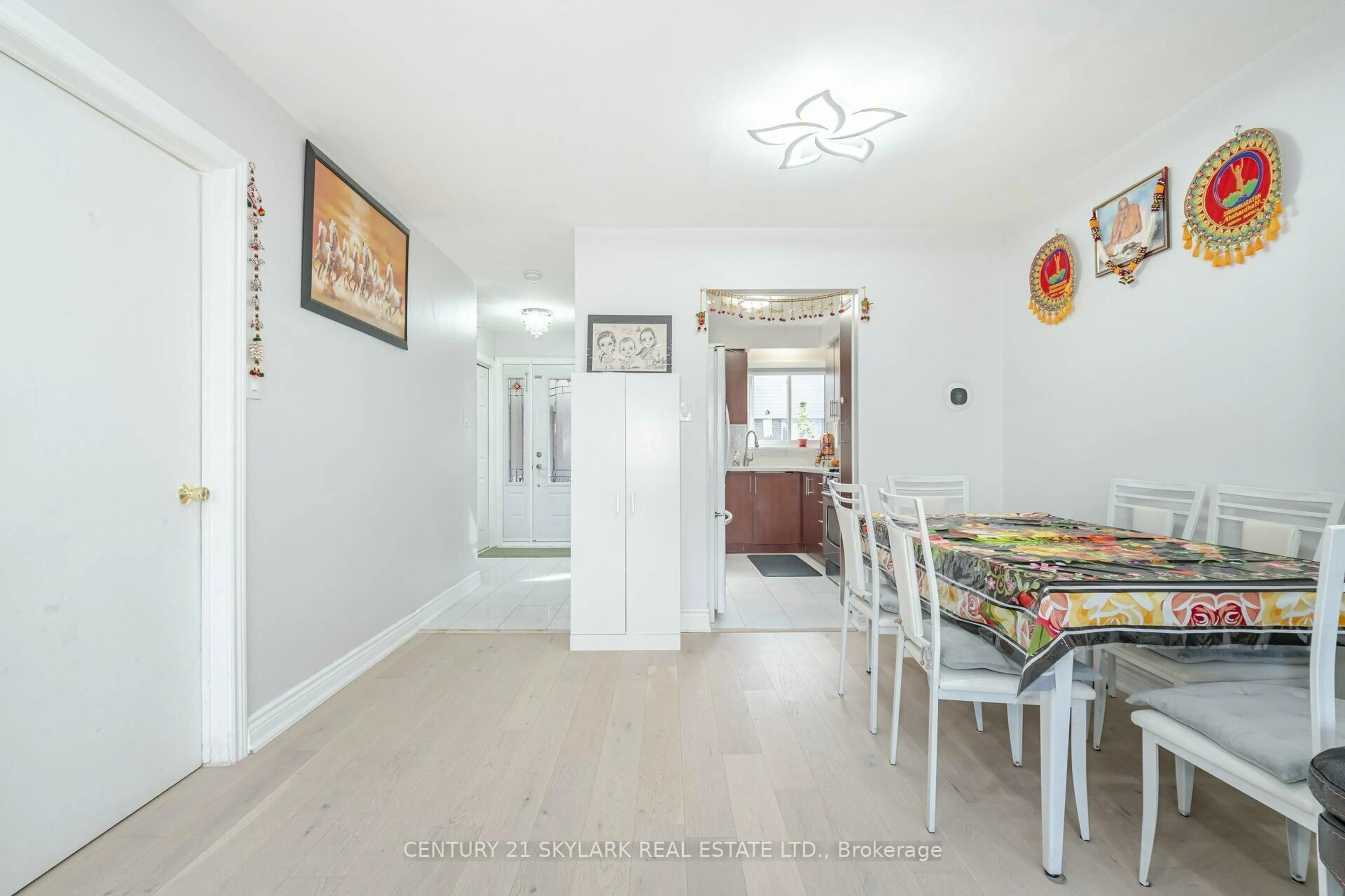 Dining room, unknown for 435 Silverstone Dr #26, Toronto Ontario M9V 3K7