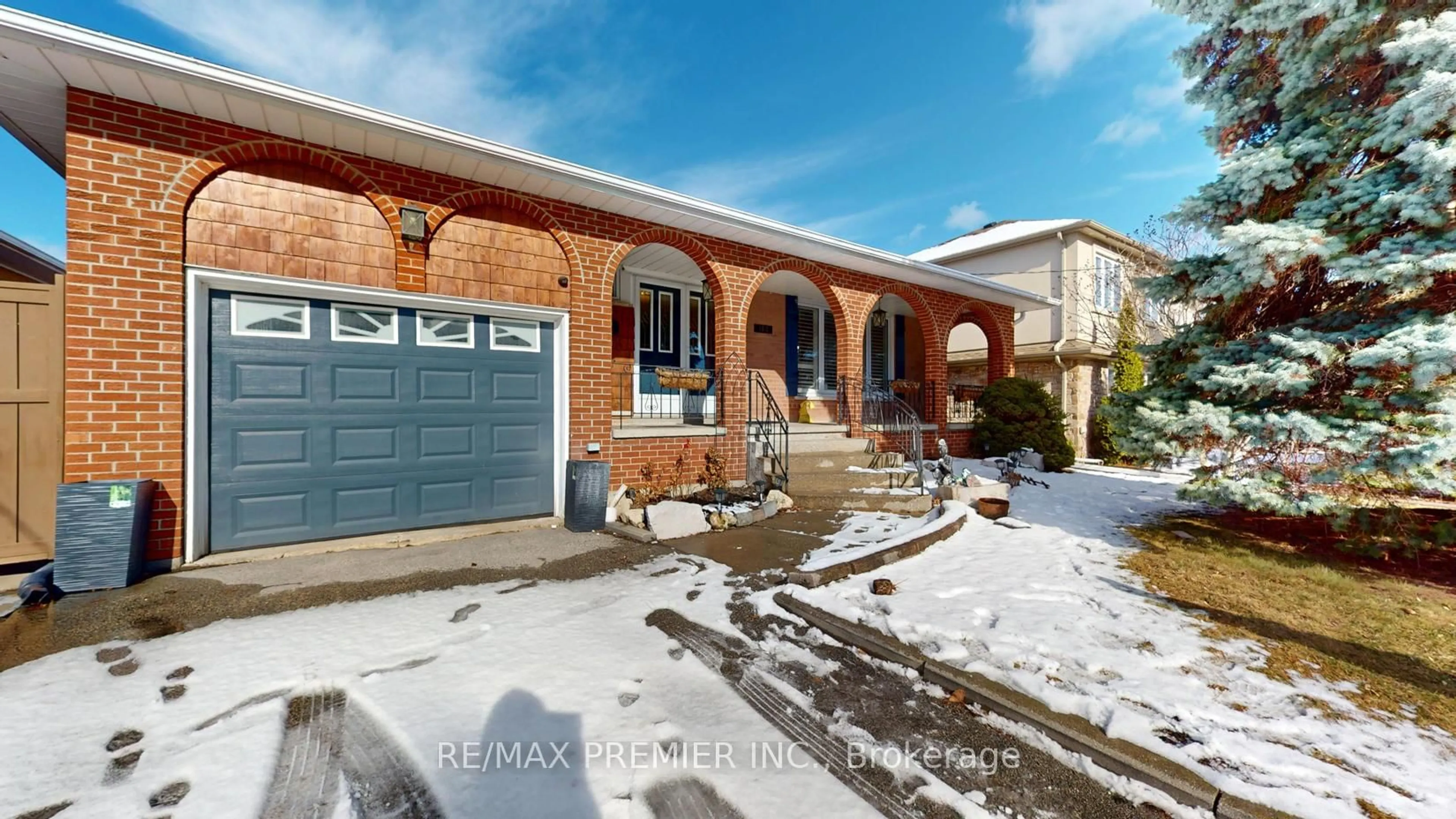Home with brick exterior material, street for 160 Verobeach Blvd, Toronto Ontario M9M 1R3
