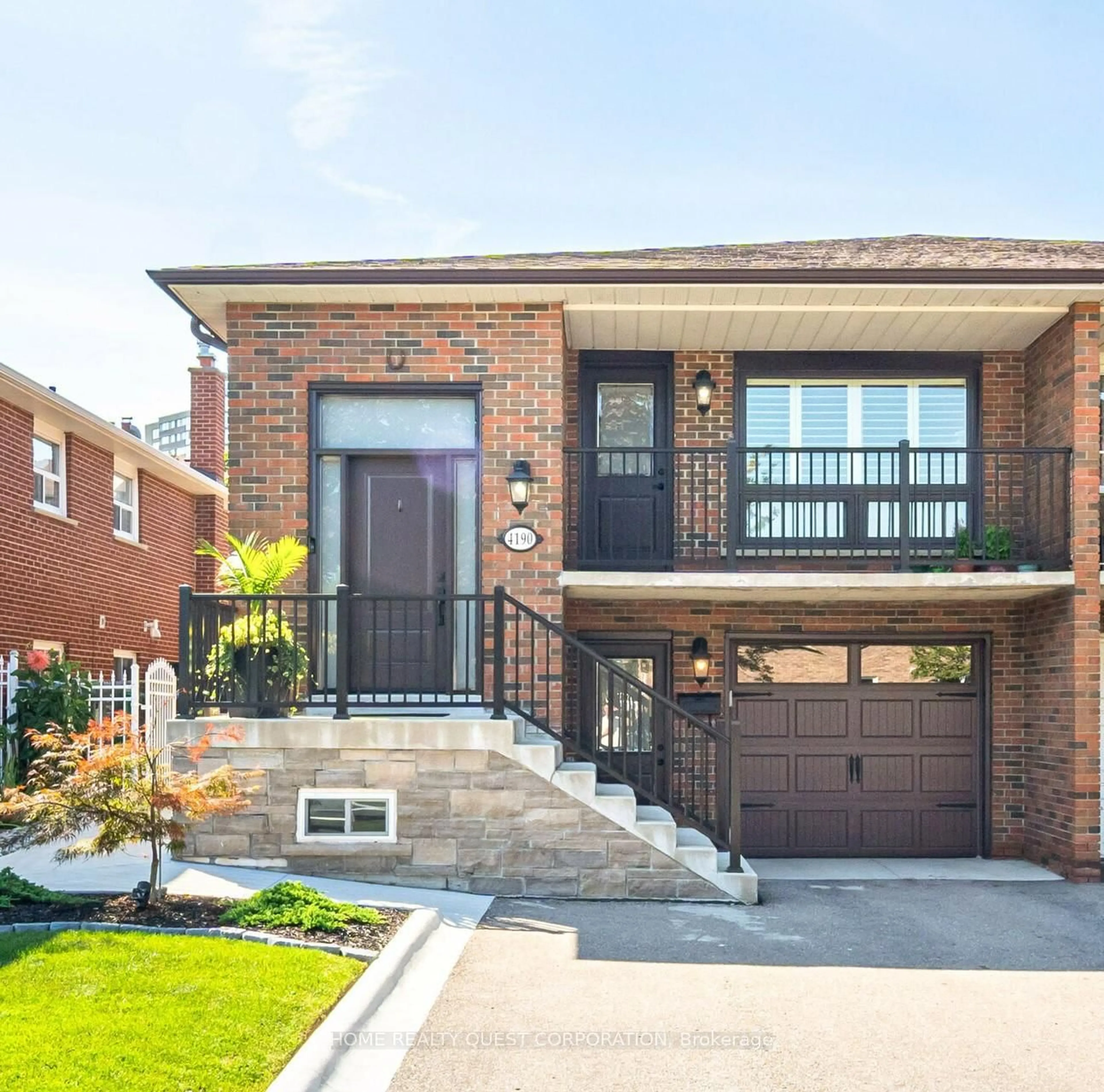 Home with brick exterior material, street for 4190 Bishopstoke Lane, Mississauga Ontario L4Z 1J3