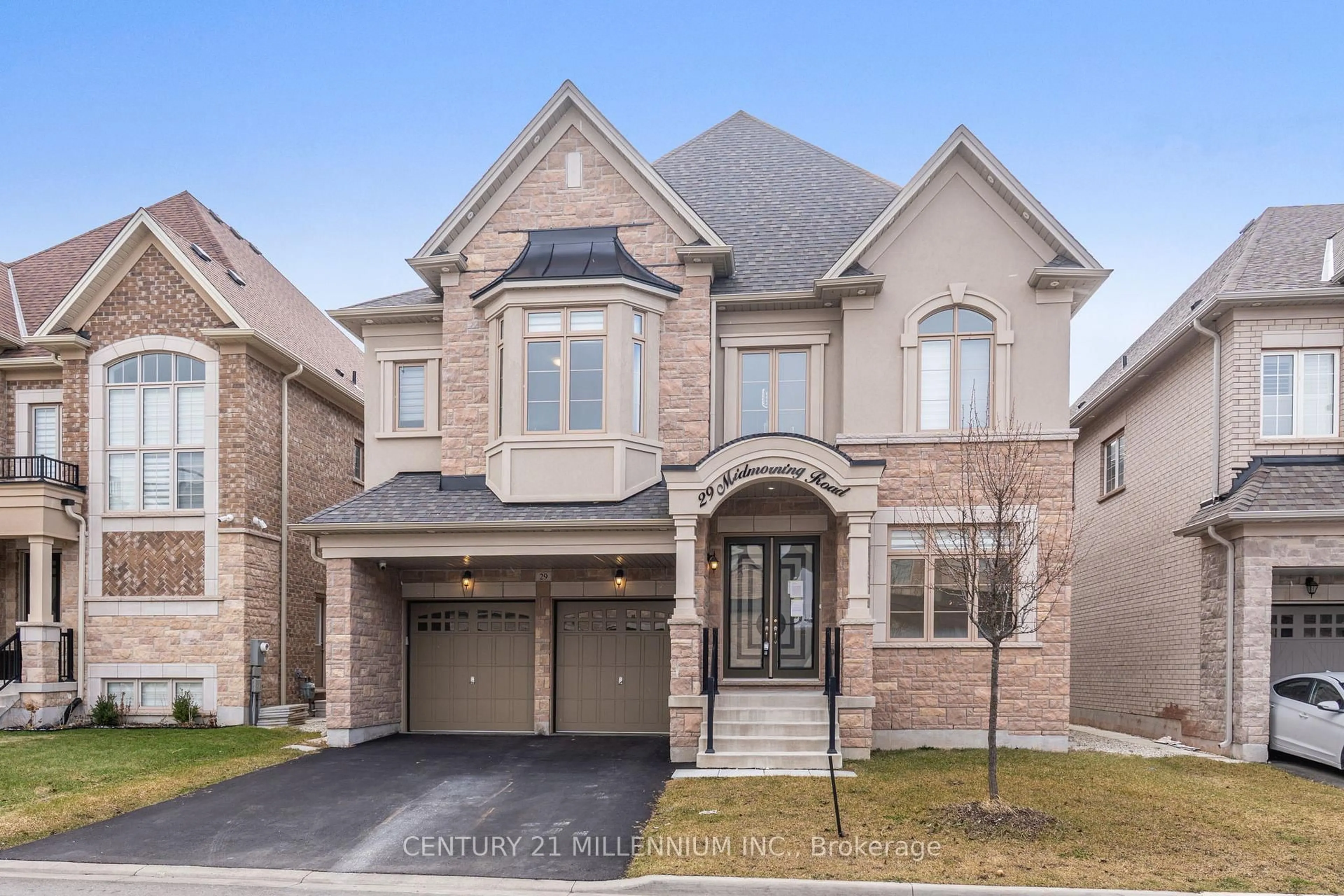Home with brick exterior material, street for 29 Midmorning Rd, Brampton Ontario L6X 5R5