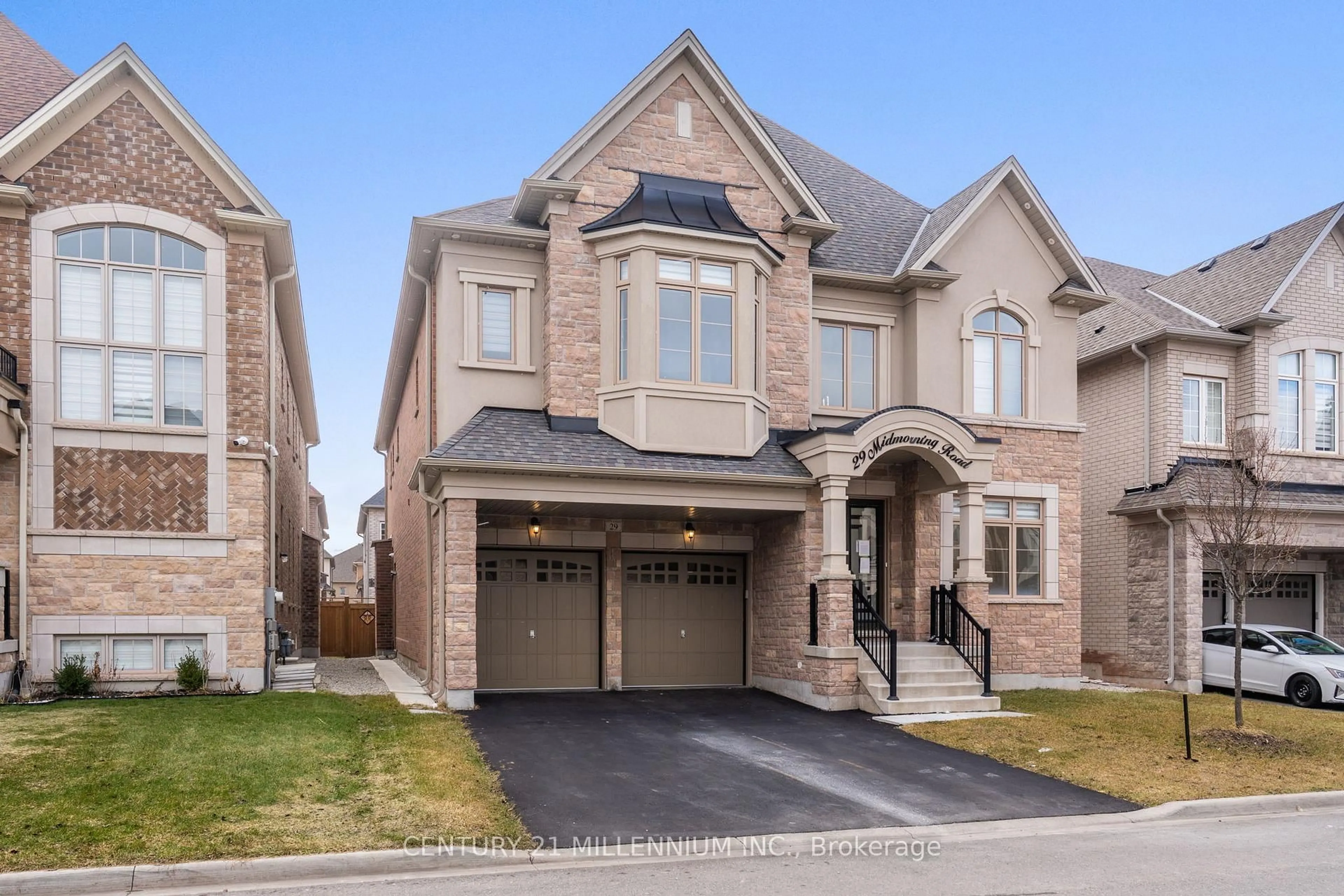 Home with brick exterior material, street for 29 Midmorning Rd, Brampton Ontario L6X 5R5
