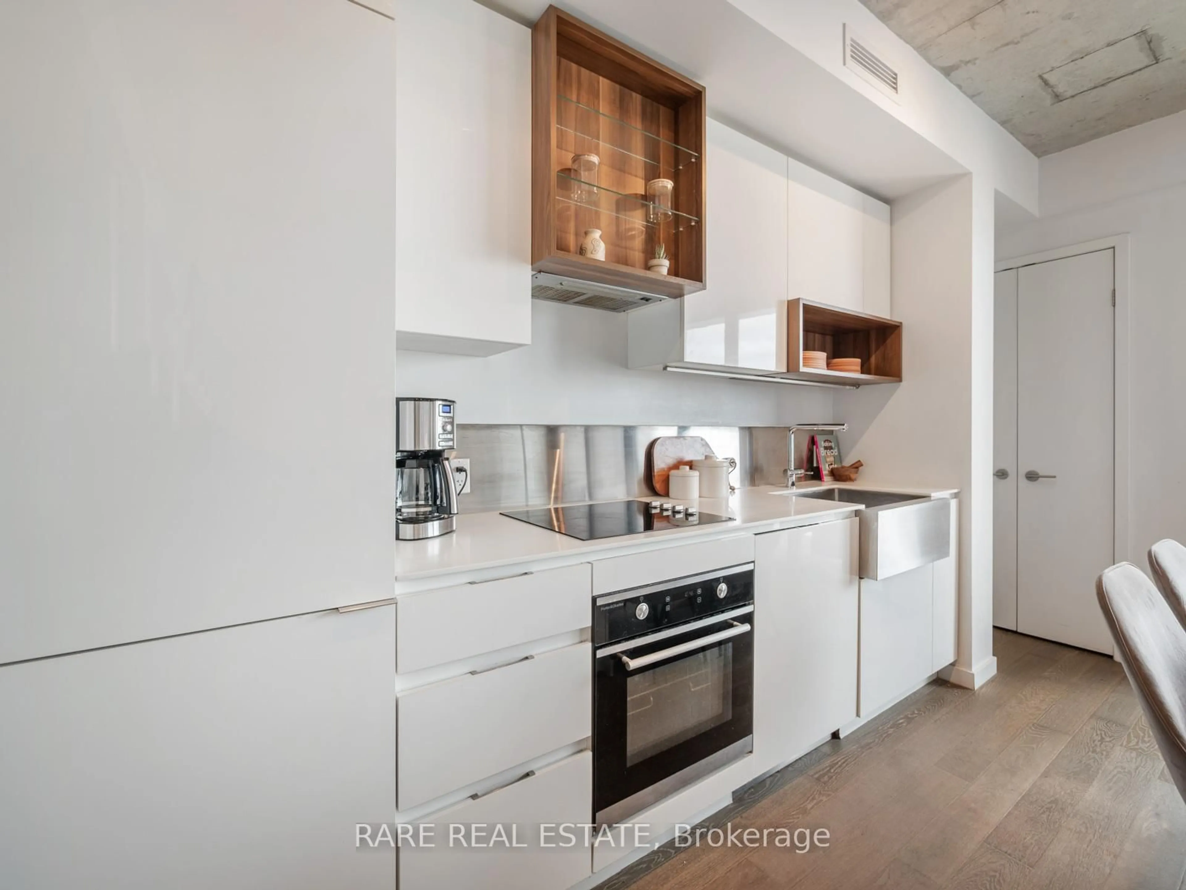Contemporary kitchen, unknown for 383 Sorauren Ave #608, Toronto Ontario M6R 0A4