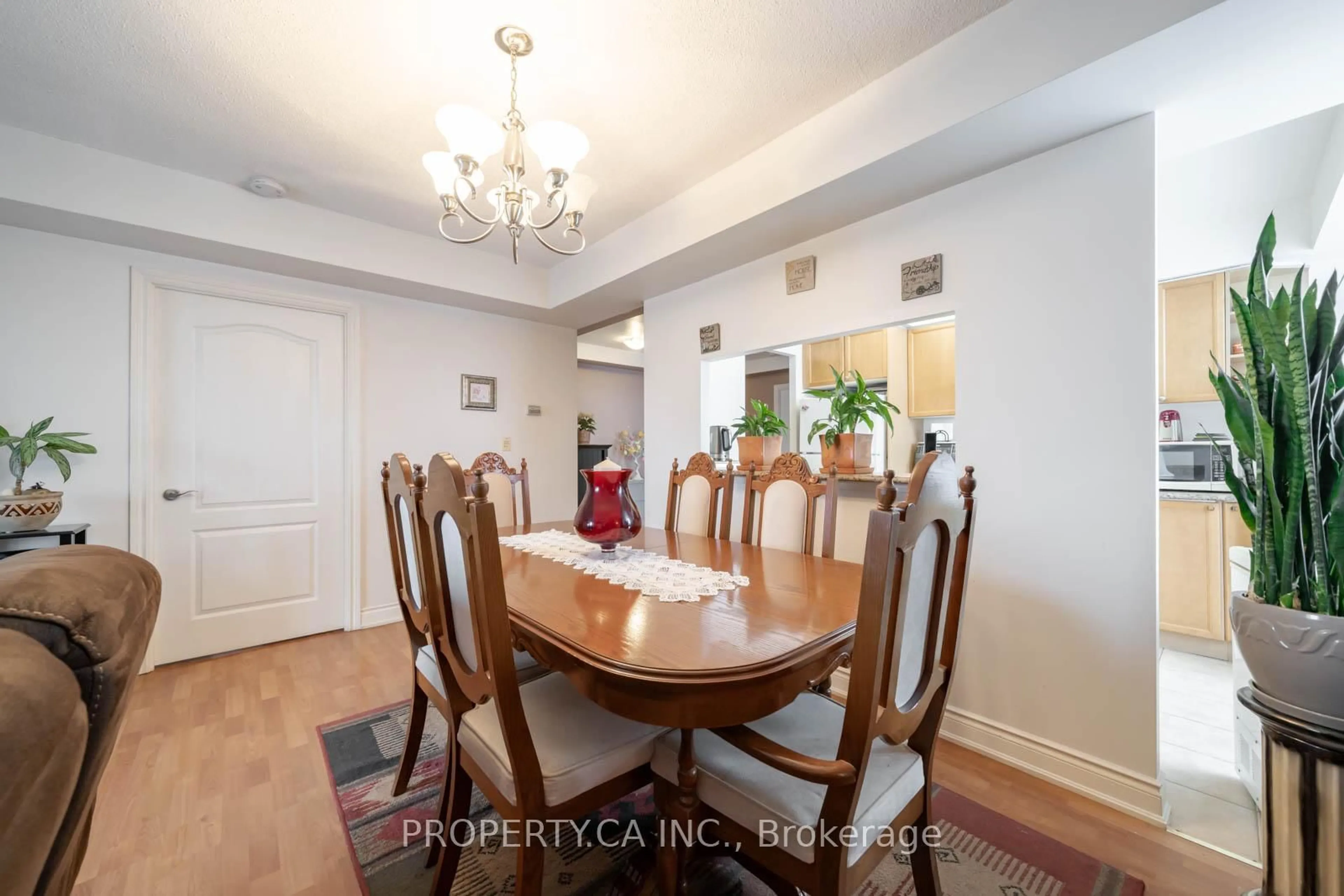 Dining room, unknown for 2088 Lawrence Ave #609, Toronto Ontario M9N 3Z9