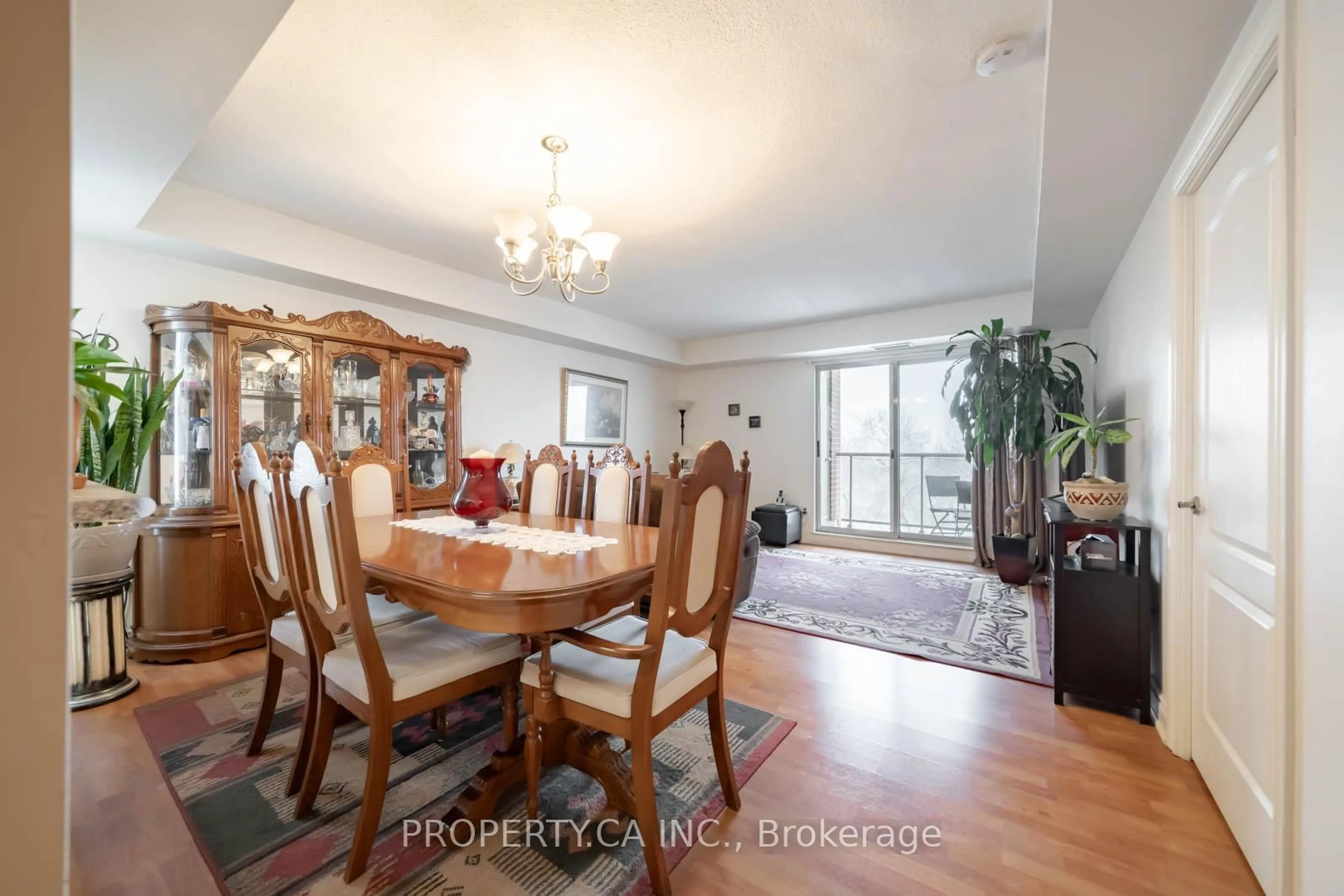 Dining room, unknown for 2088 Lawrence Ave #609, Toronto Ontario M9N 3Z9
