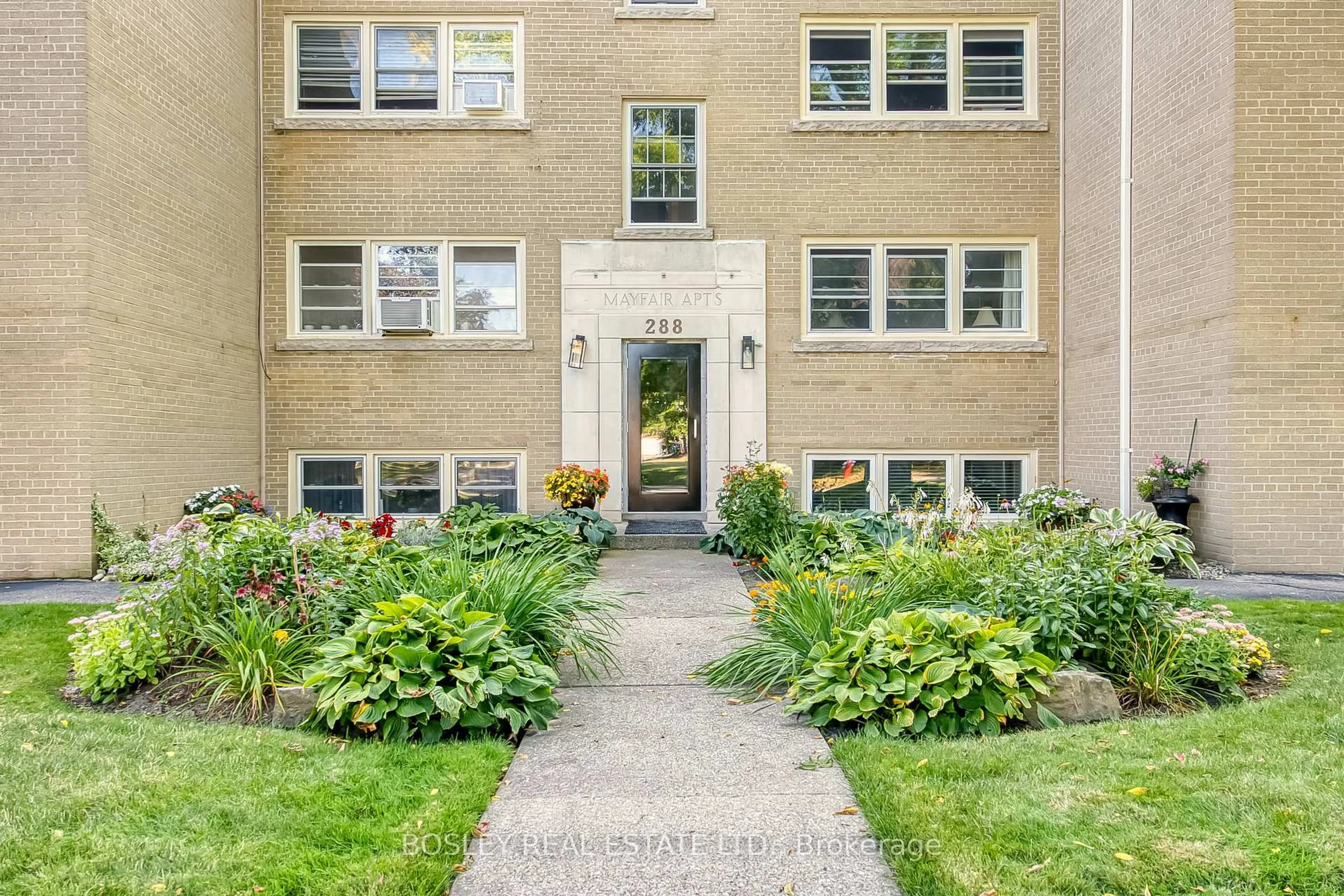 Unknown for 288 Reynolds St #16, Oakville Ontario L6J 3L4