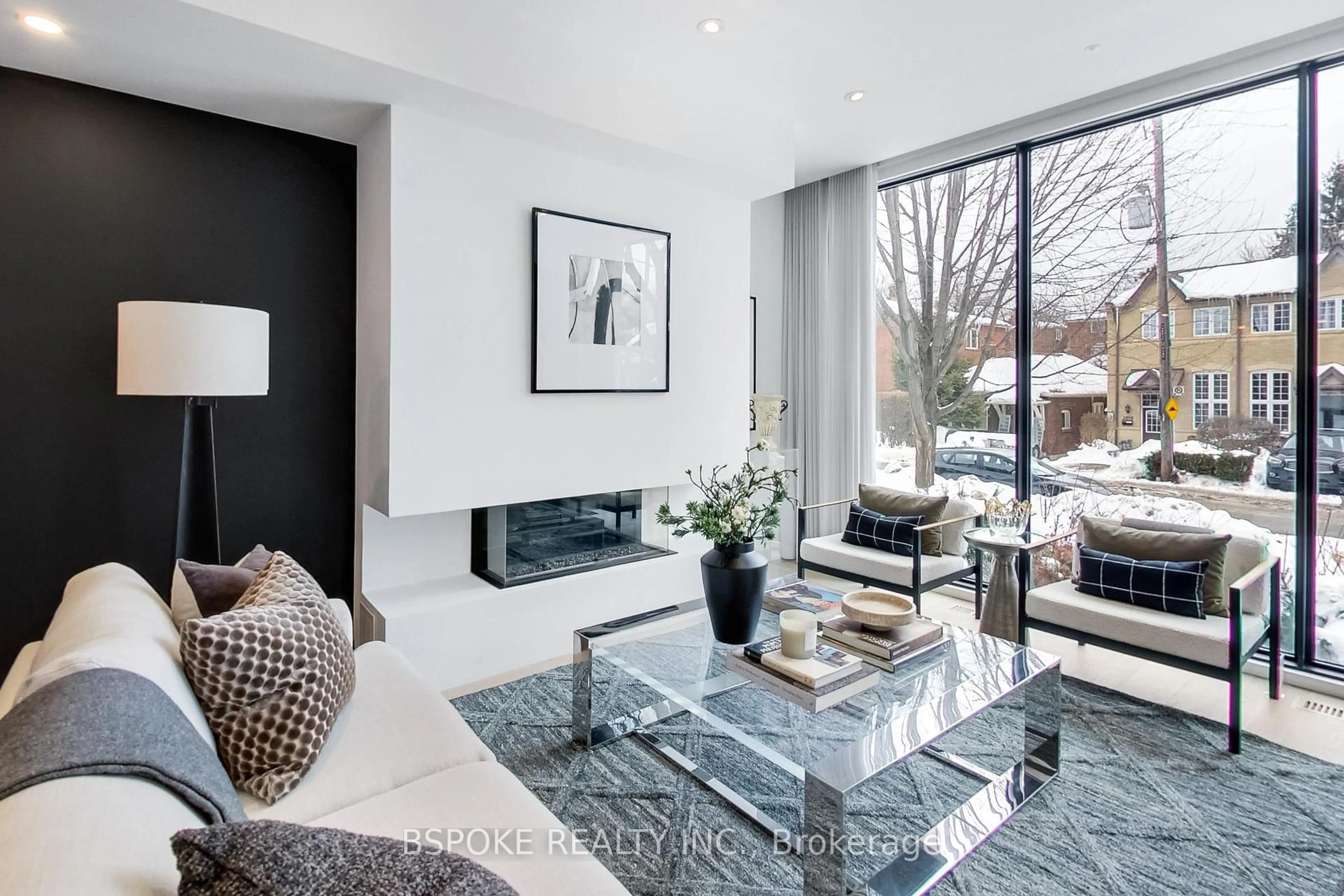 Living room with furniture, unknown for 270 Indian Grve, Toronto Ontario M6P 2H5