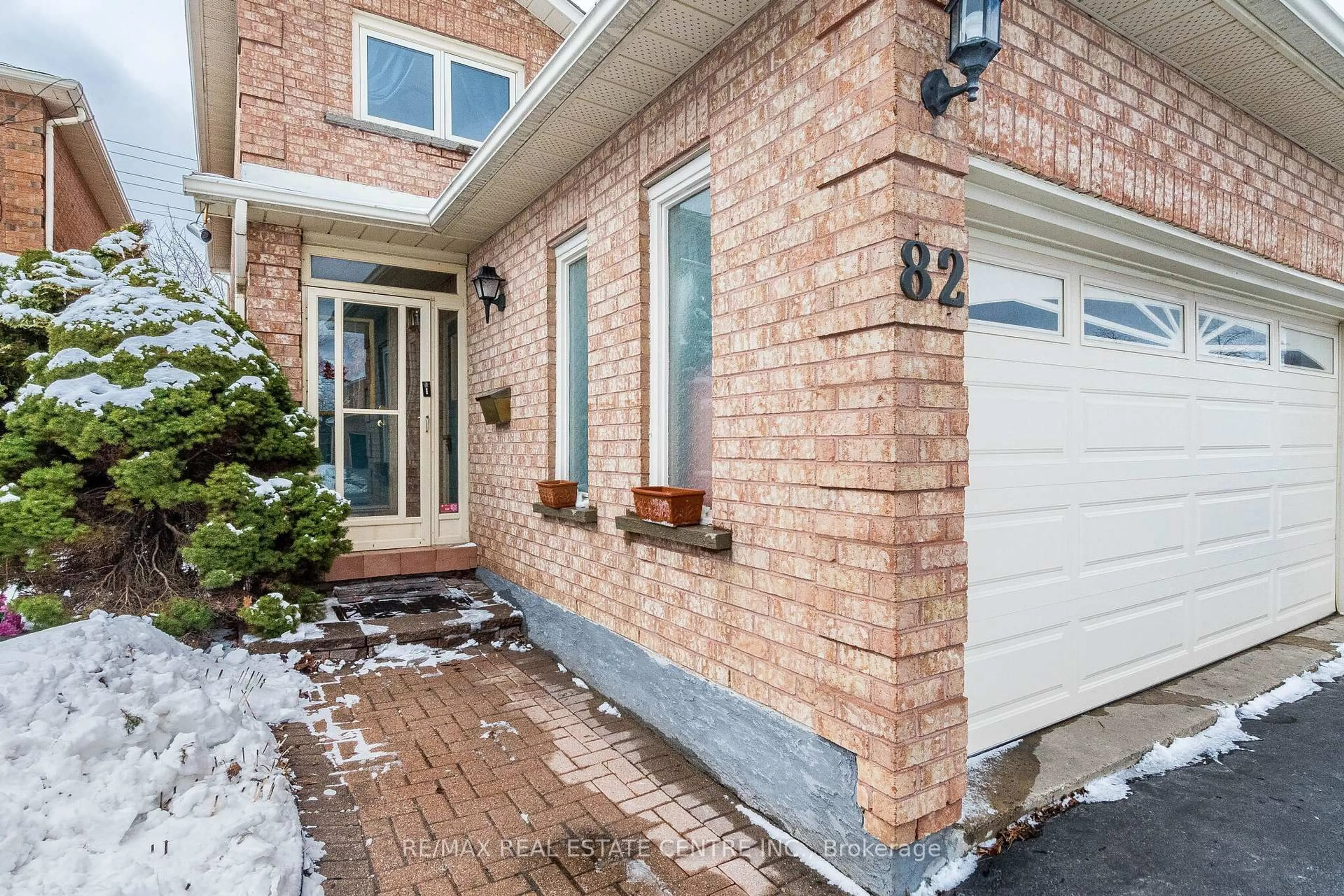 Home with brick exterior material, street for 82 Candy Cres, Brampton Ontario L6X 3Z9
