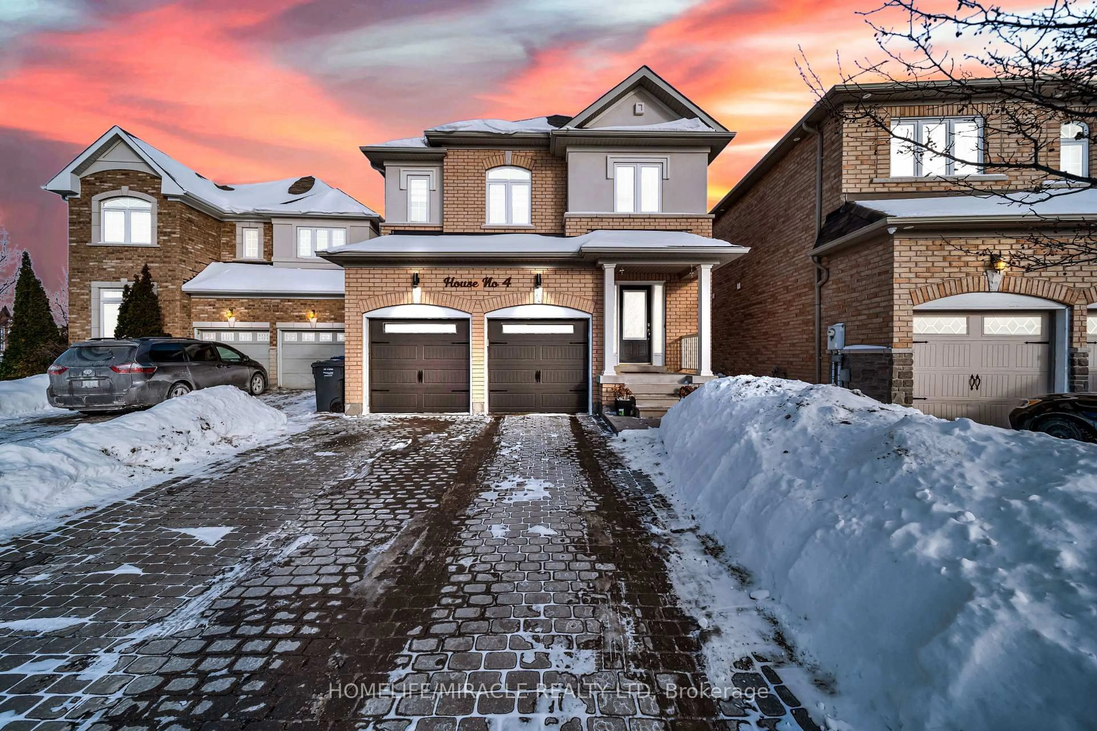 Home with brick exterior material, street for 4 Templeton Crt, Brampton Ontario L6P 3B2