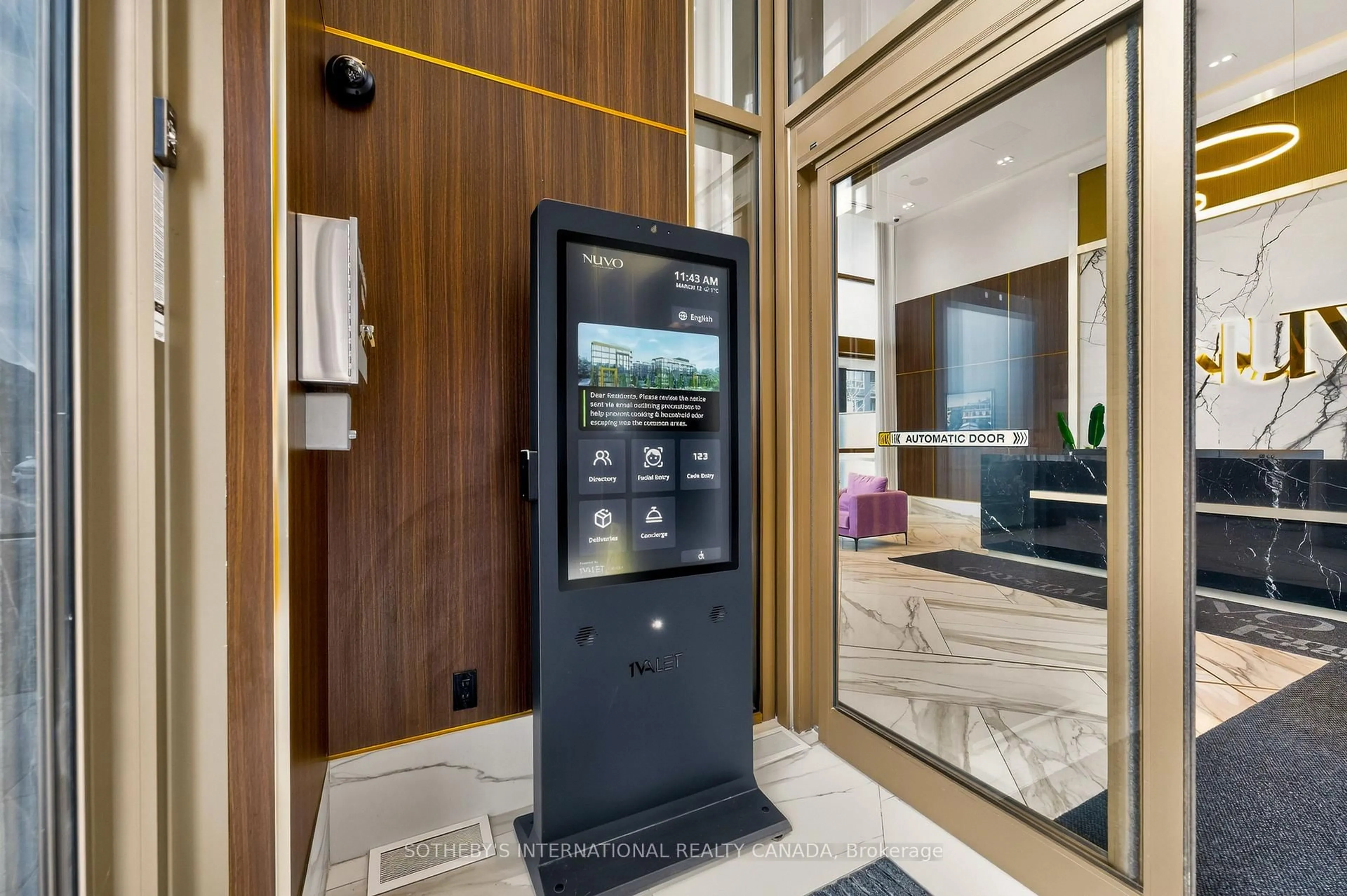 Indoor foyer for 2343 Khalsa Gate #531, Oakville Ontario L6M 5R6