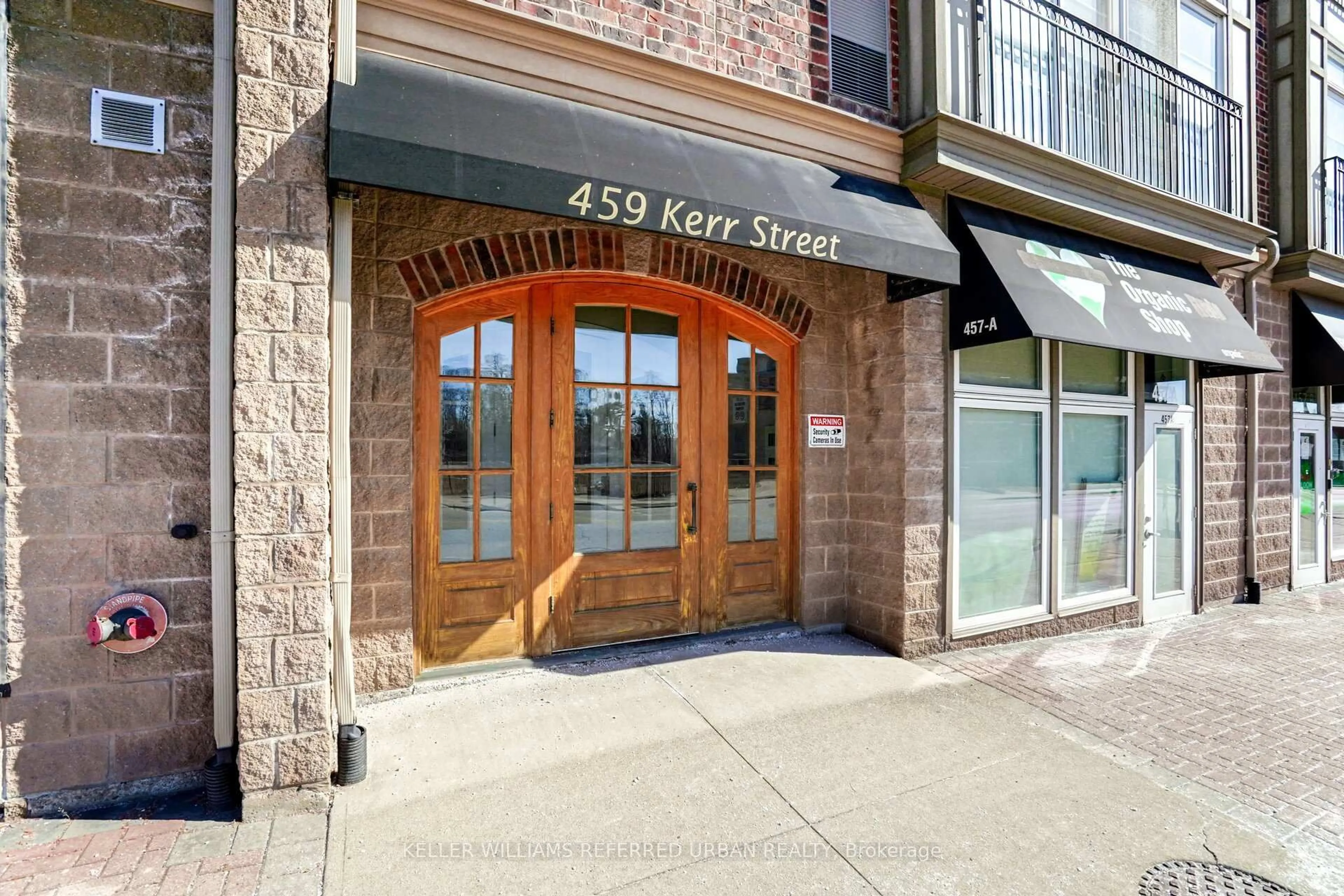 Unknown for 459 Kerr St #305, Oakville Ontario L6K 3C2