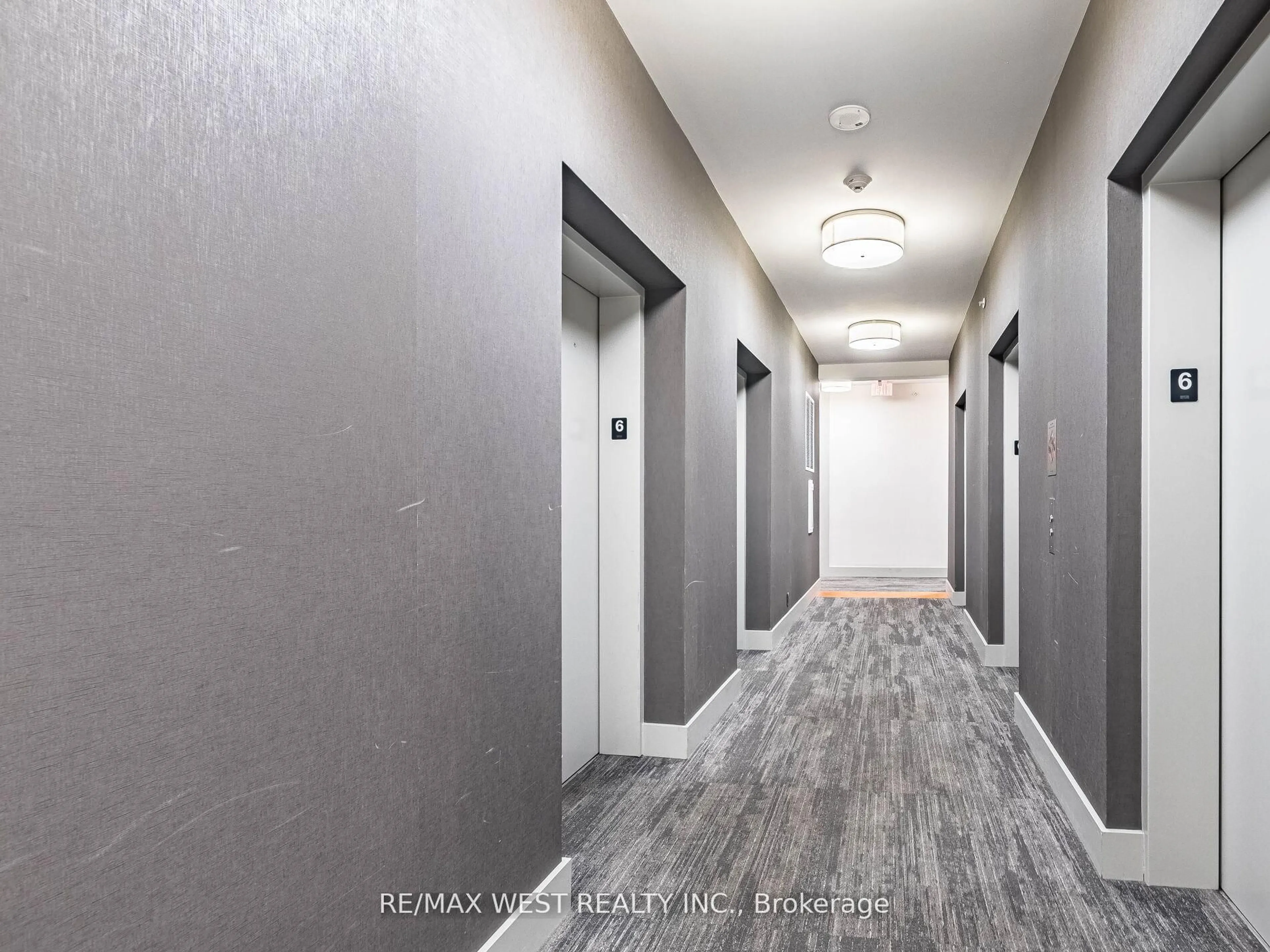 Unknown for 10 Park Lawn Rd #602, Toronto Ontario M8V 0H9