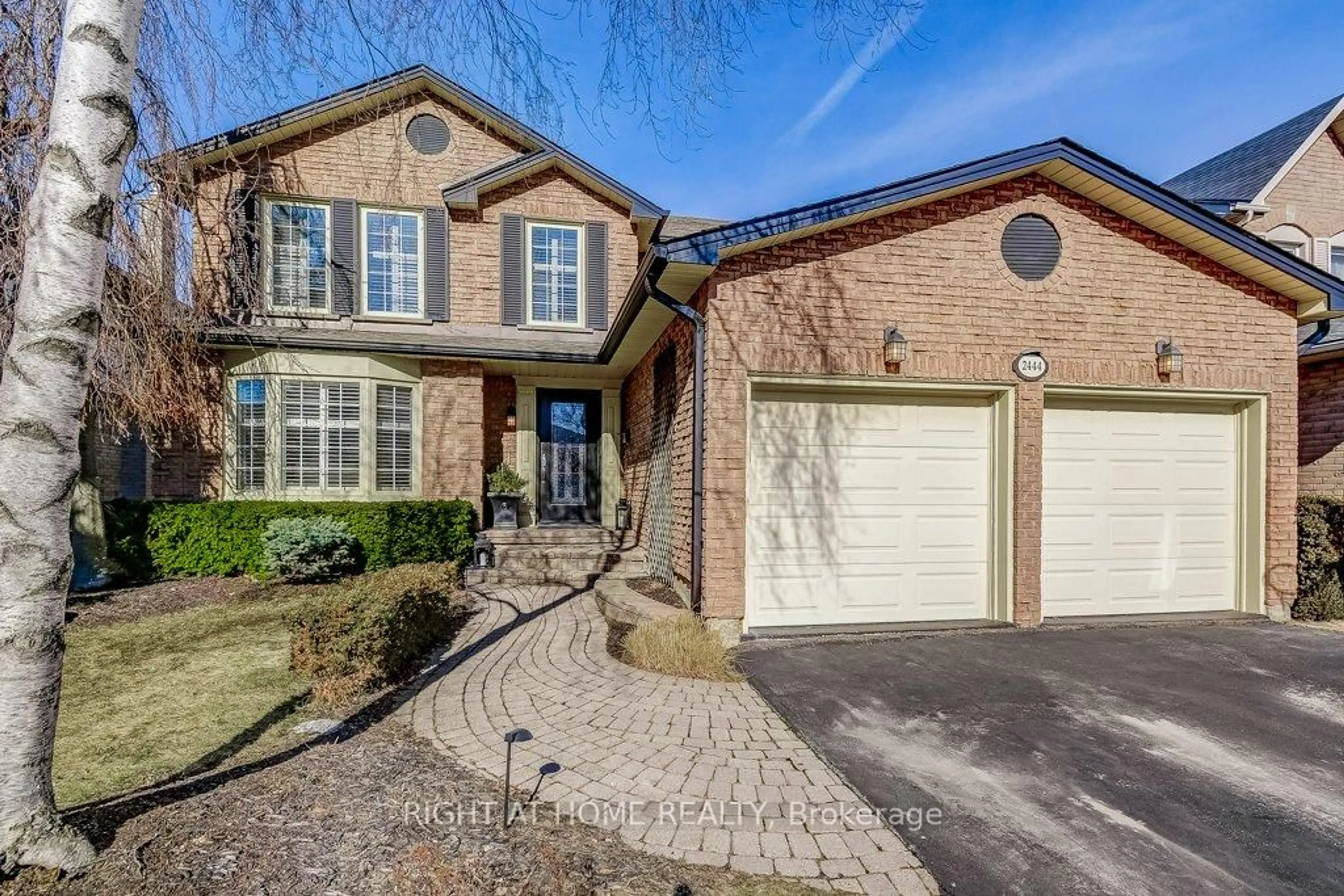 Home with brick exterior material, street for 2444 Butternut Cres, Burlington Ontario L7M 3L9