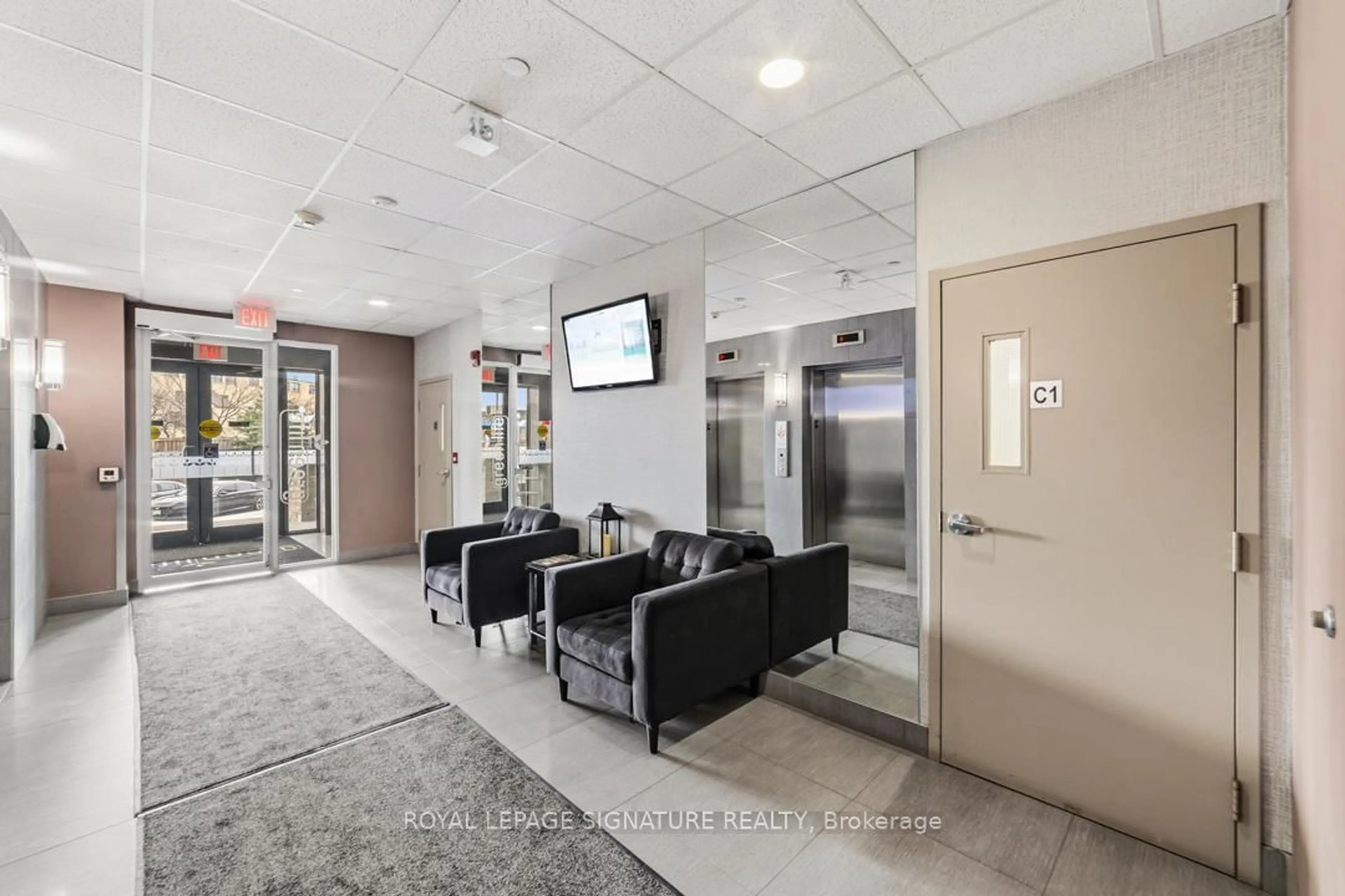 Lobby for 383 Main St #319, Milton Ontario L9T 8K8