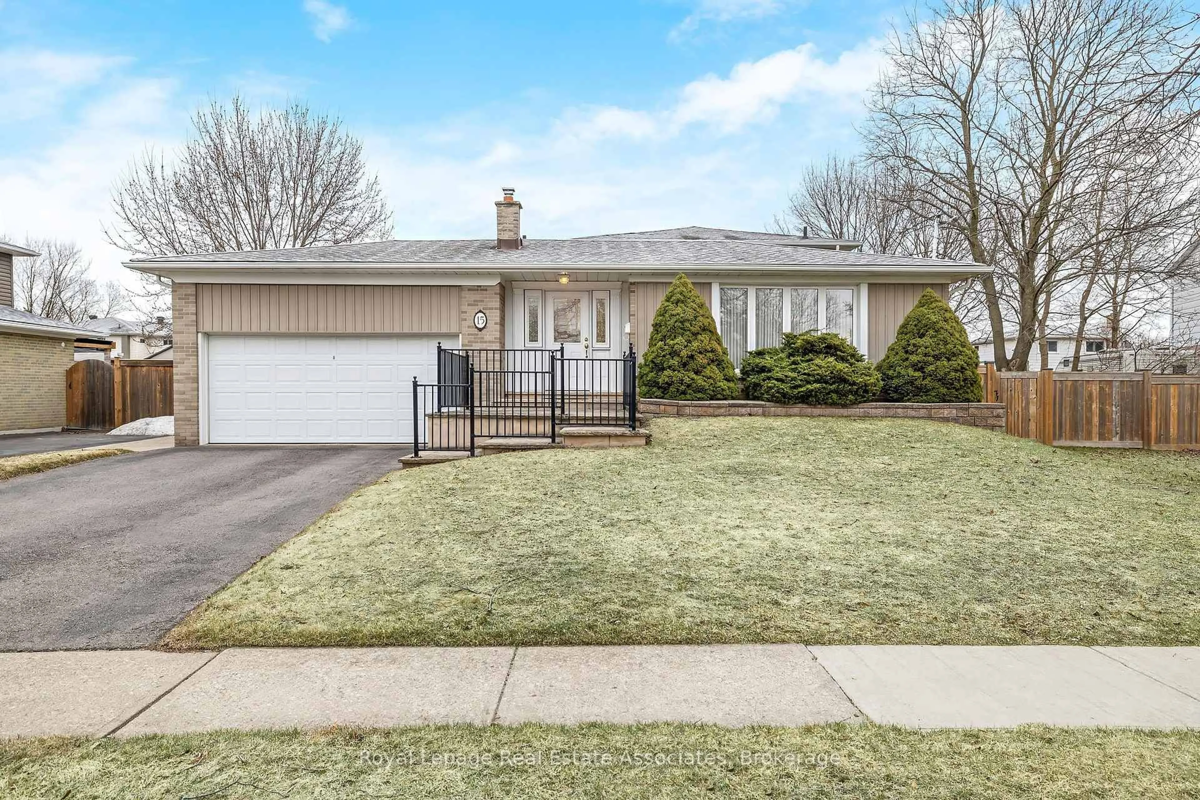 Home with vinyl exterior material, street for 15 Stockman Cres, Halton Hills Ontario L7G 1J5