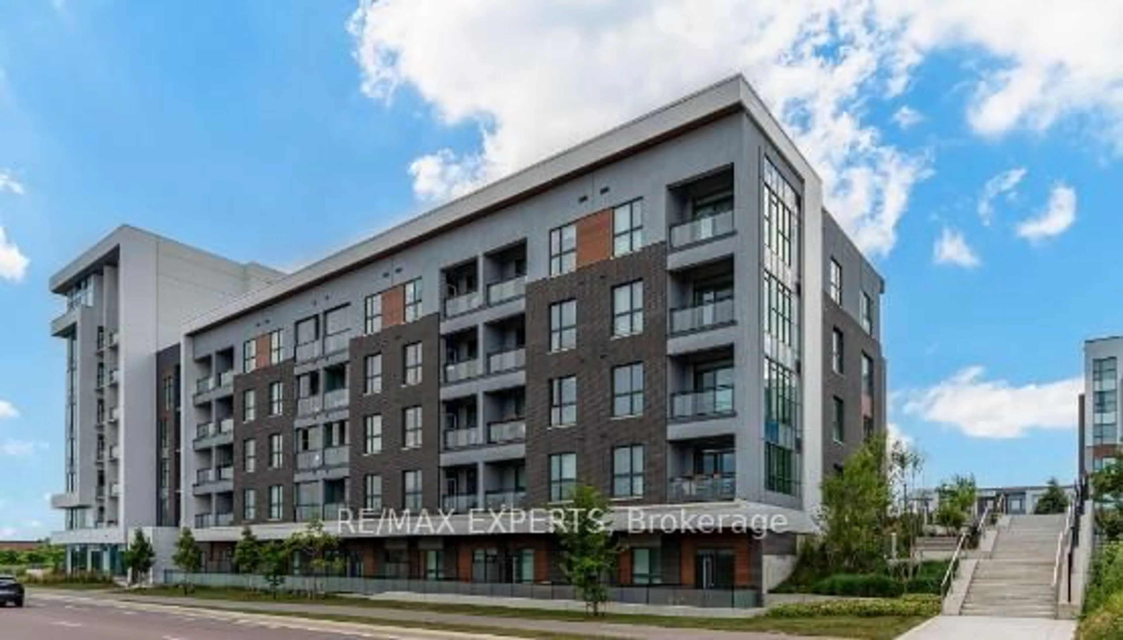 Unknown for 95 Dundas St #206, Oakville Ontario L6M 5N4