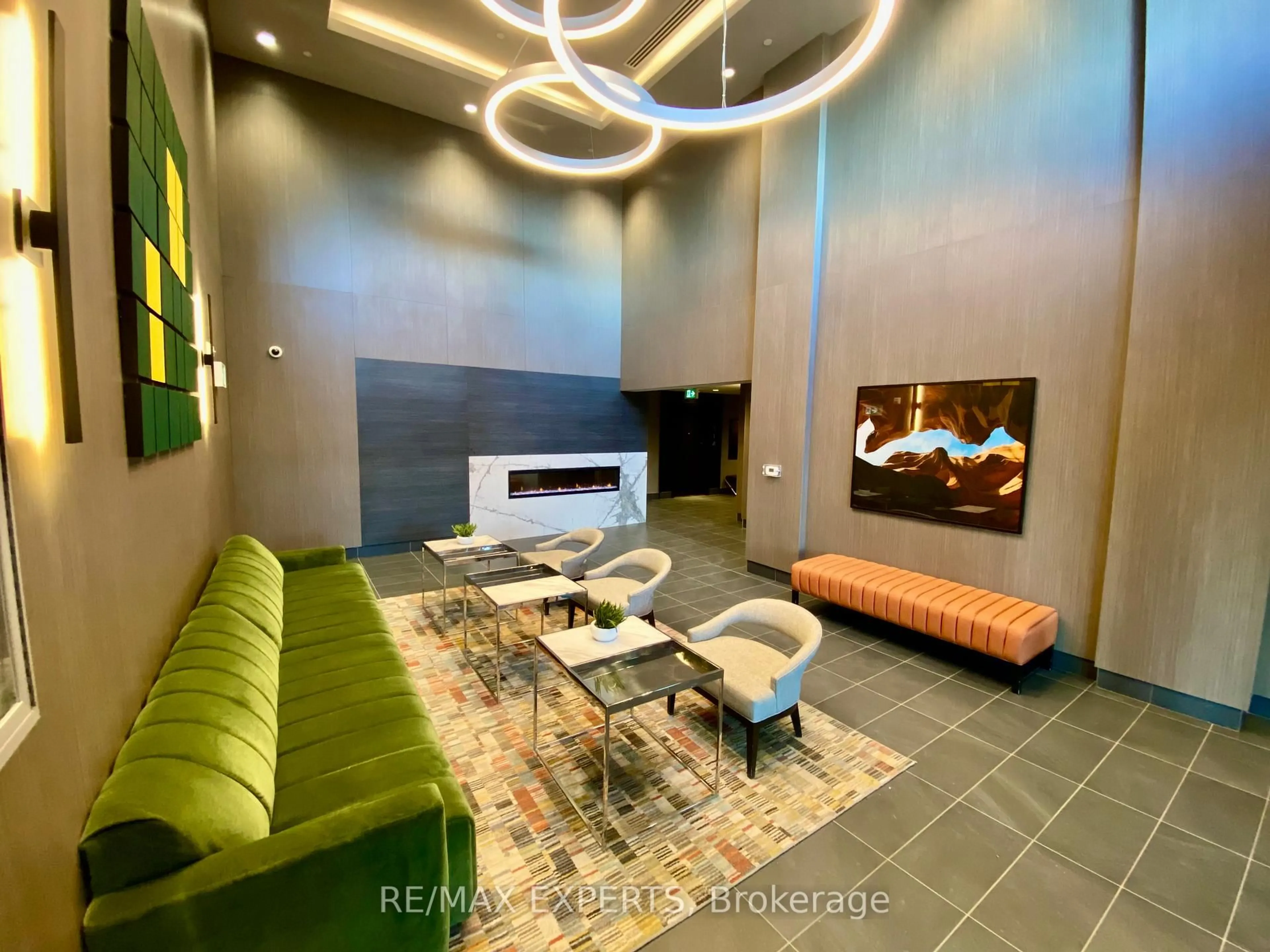 Lobby for 95 Dundas St #206, Oakville Ontario L6M 5N4