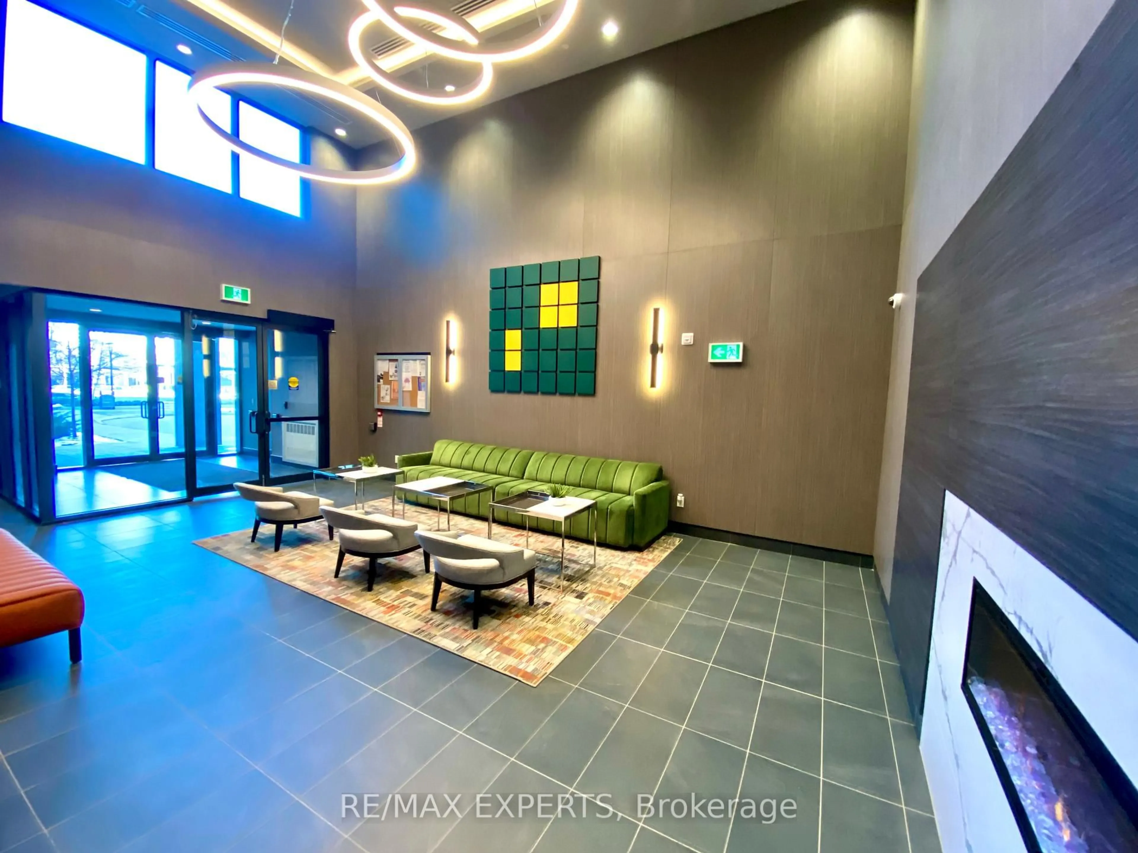 Lobby for 95 Dundas St #206, Oakville Ontario L6M 5N4