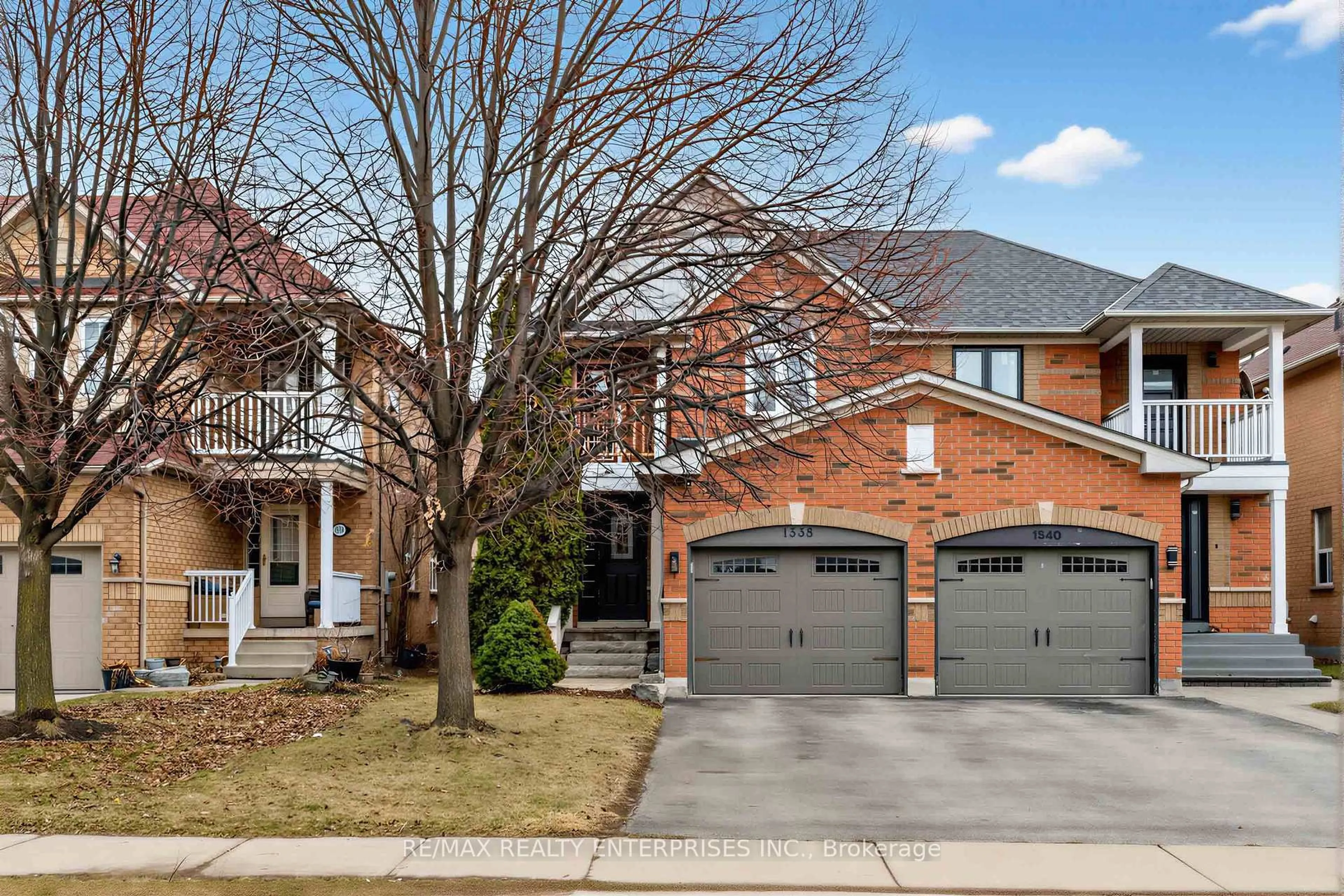 Home with brick exterior material, street for 1338 Godwick Dr, Mississauga Ontario L5N 7X3