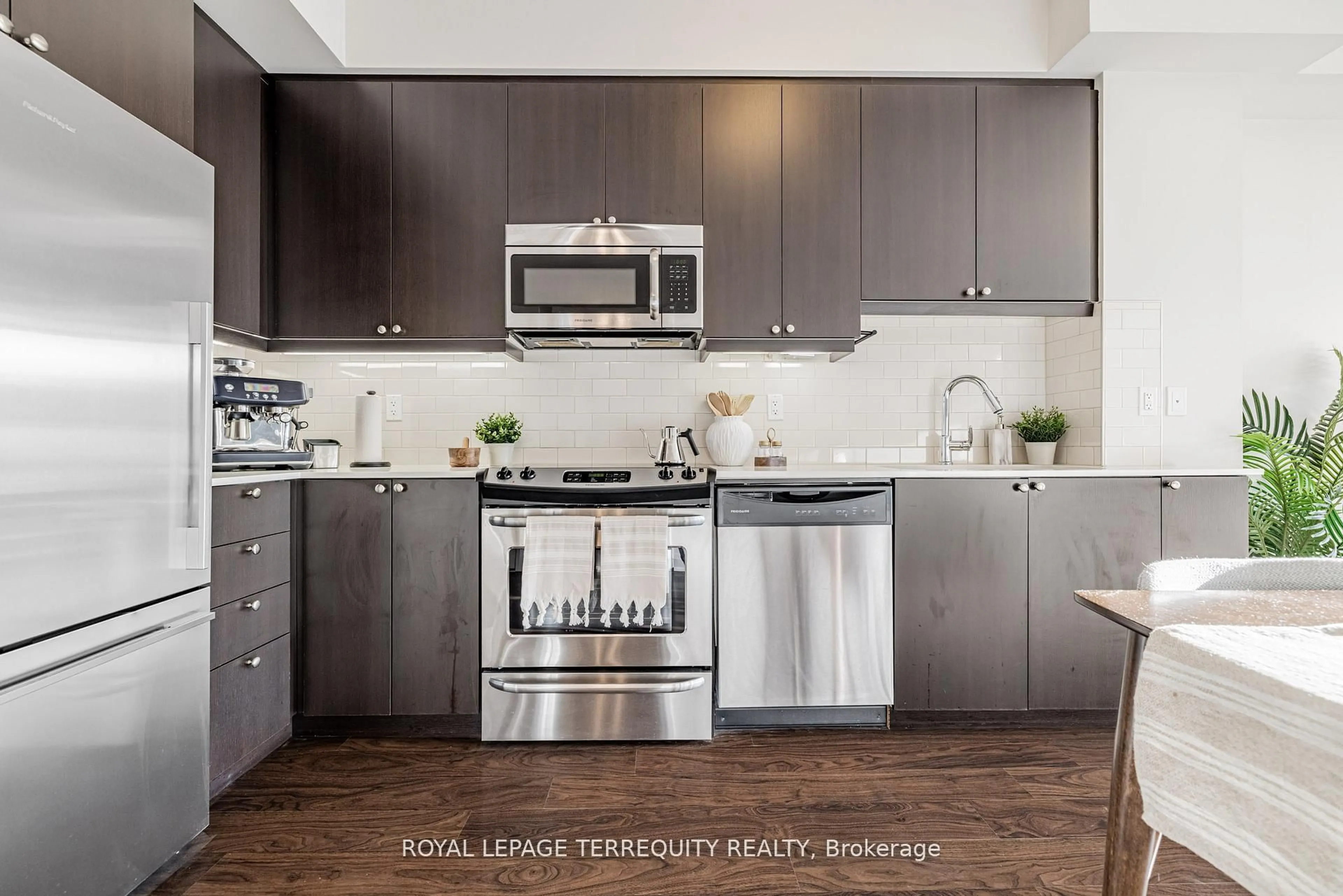 Open concept kitchen, unknown for 35 Fontenay Crt #401, Toronto Ontario M9A 0E2