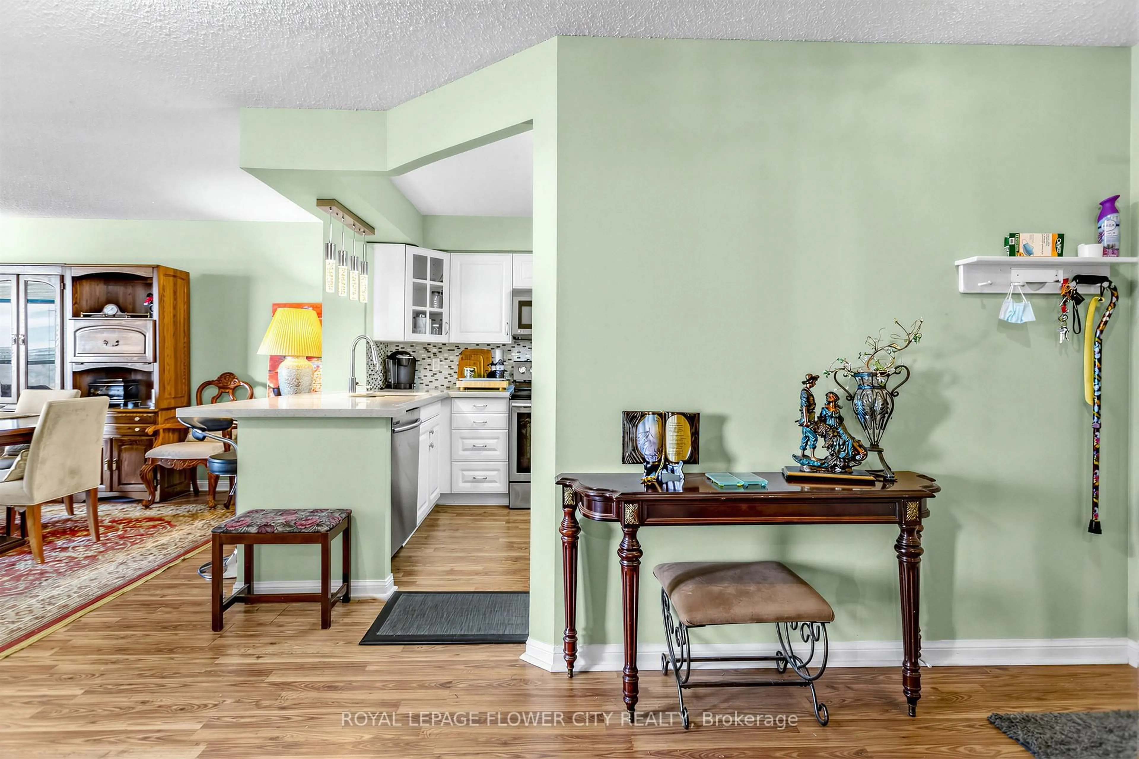 Open concept kitchen, unknown for 10 Laurelcrest St #1208, Brampton Ontario L4W 5P7