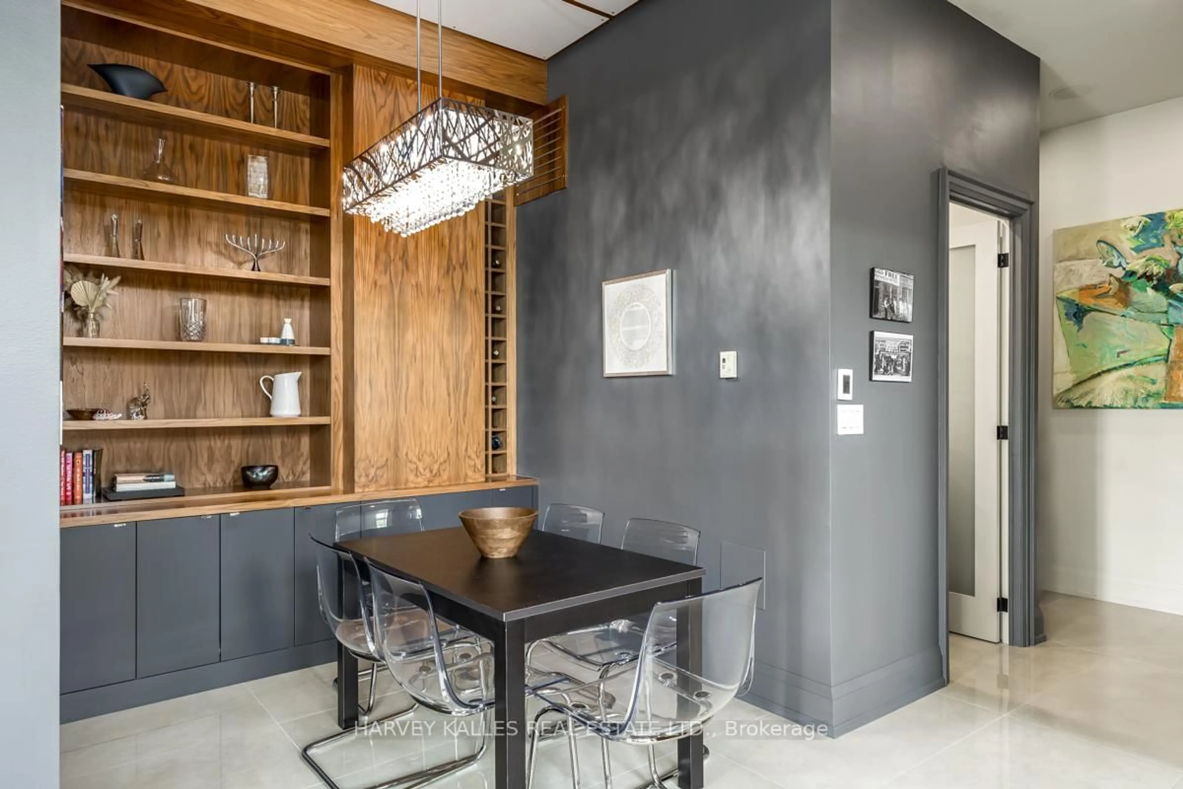 Dining room, unknown for 1001 Roselawn Ave #130, Toronto Ontario M6B 4M4