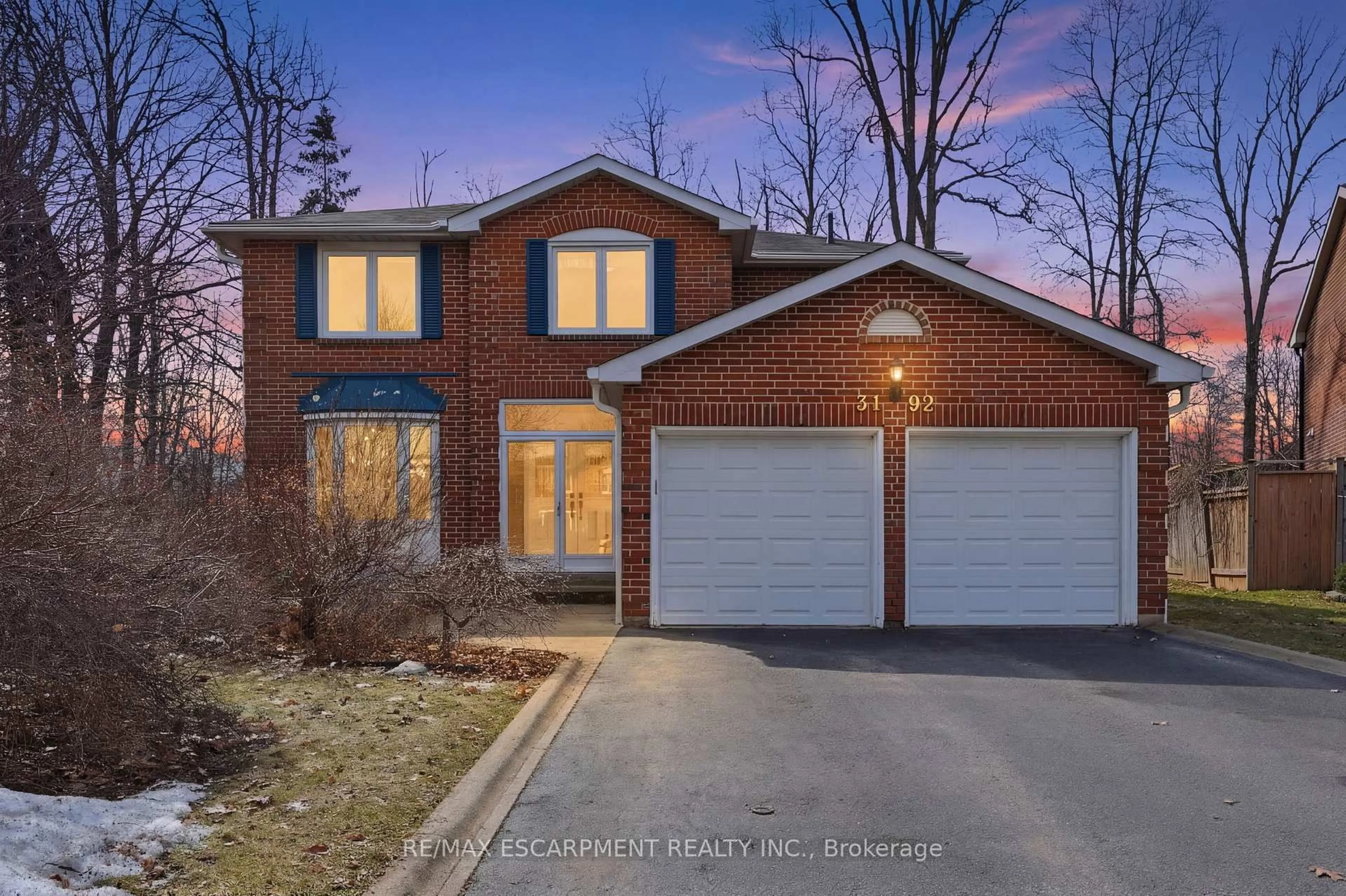 Home with brick exterior material, street for 3192 Colebrook Crt, Mississauga Ontario L5N 3E2