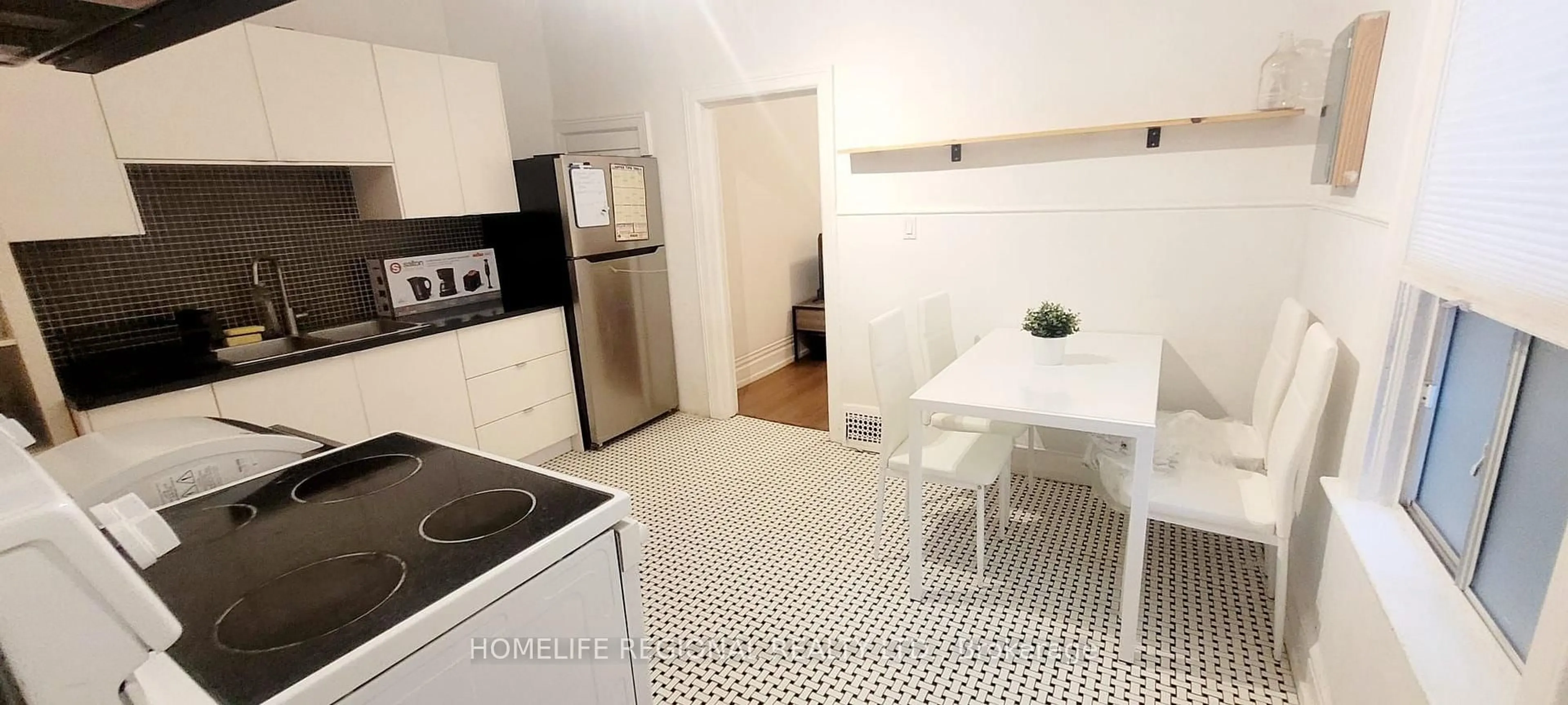 Standard kitchen, unknown for 2378 St Clair Ave, Toronto Ontario M6N 1K8