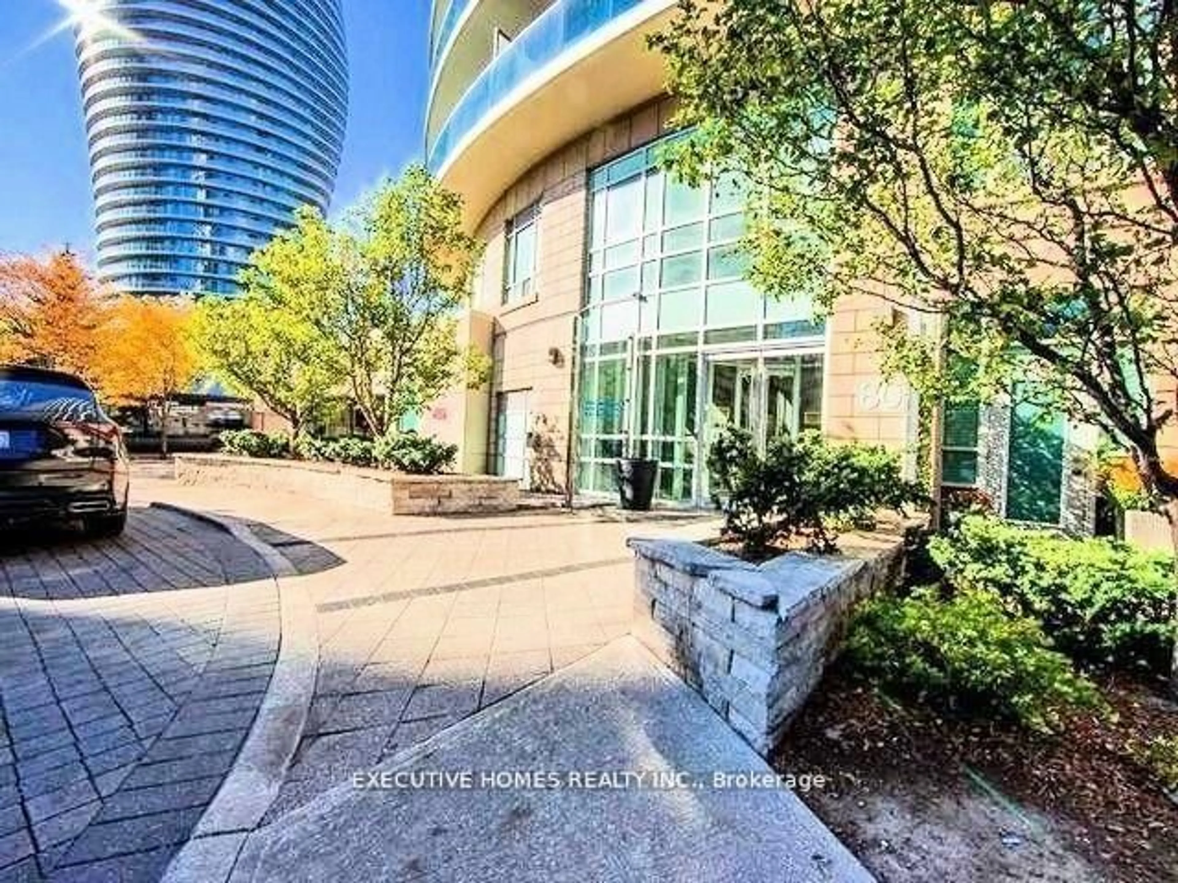 Indoor foyer for 80 Absolute Ave #1401, Mississauga Ontario L4Z 0A2