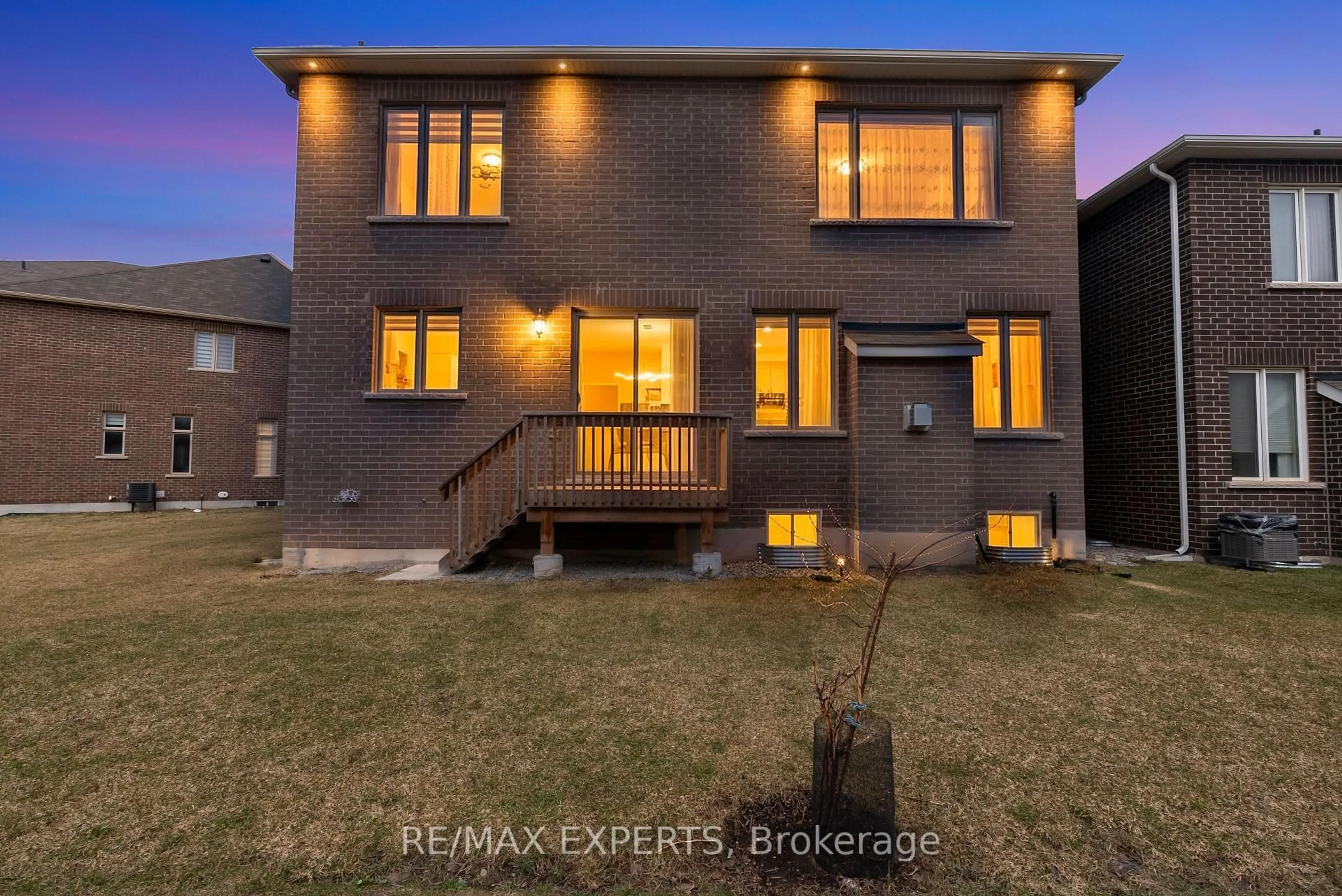 Home with brick exterior material, street for 857 Magnolia Terr, Milton Ontario L9E 1R2