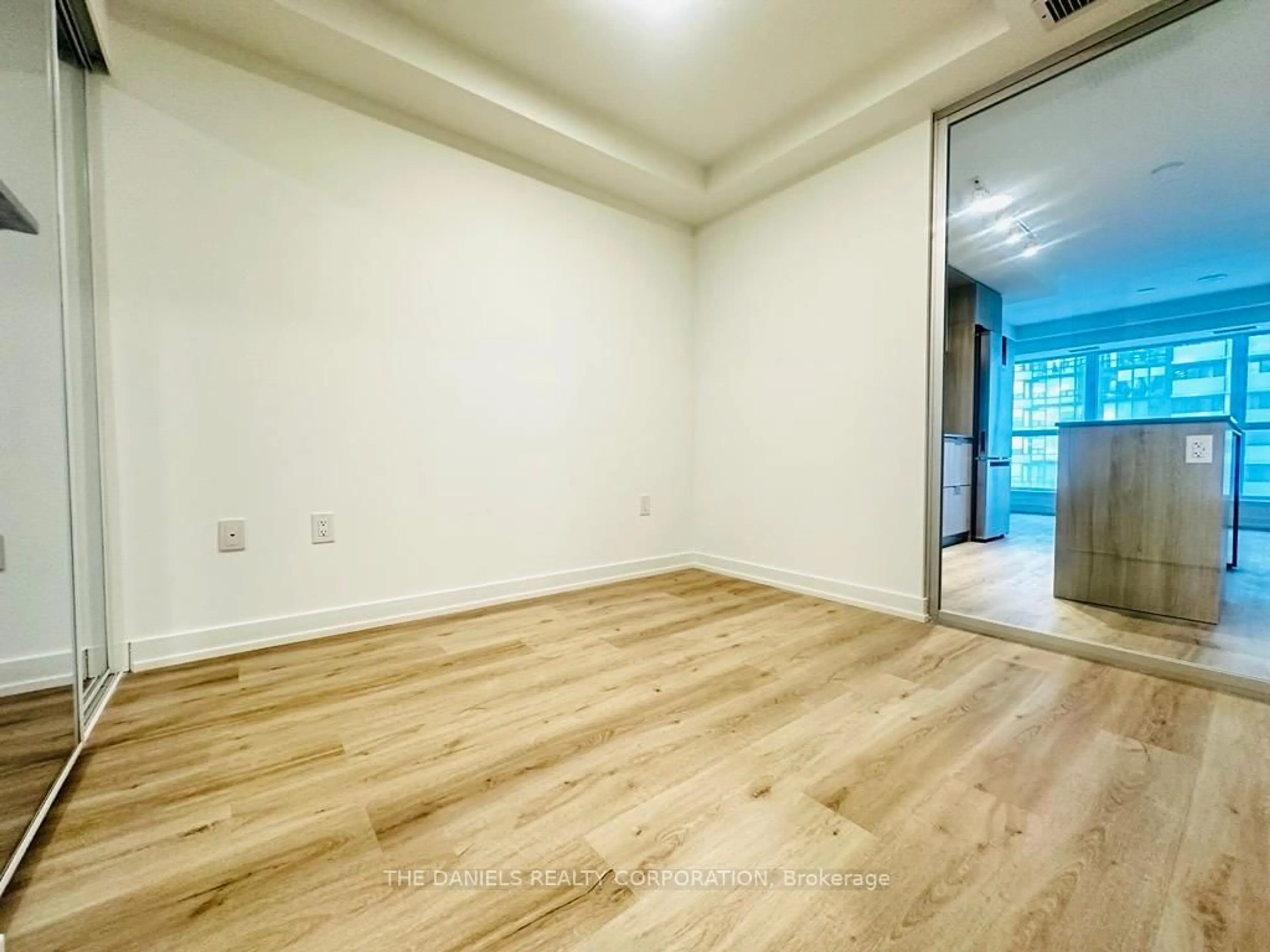 A pic of a room for 395 Square One Dr #415, Mississauga Ontario L5B 0P6