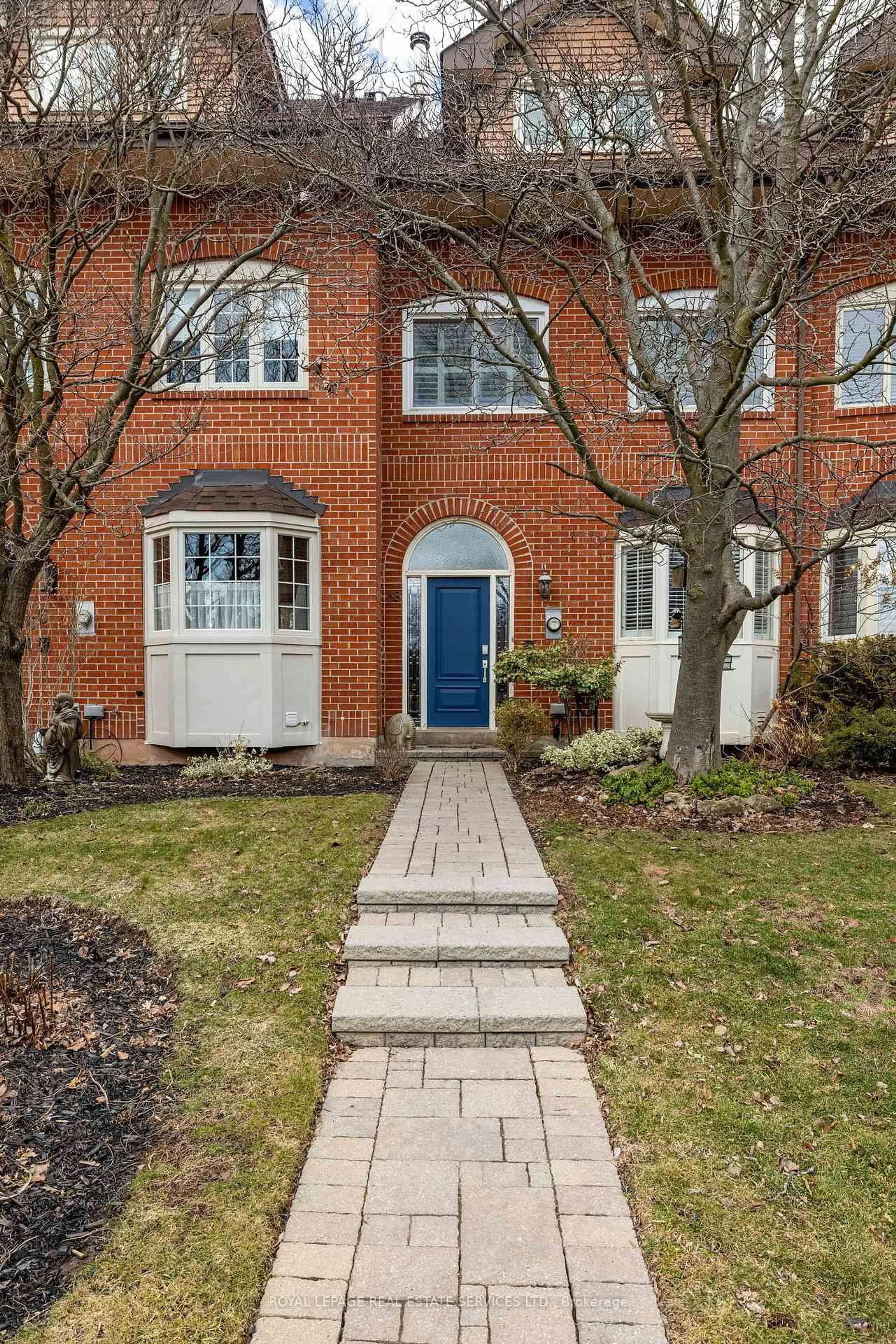 Home with brick exterior material, street for 68 Tradewind Dr, Oakville Ontario L6L 6K8