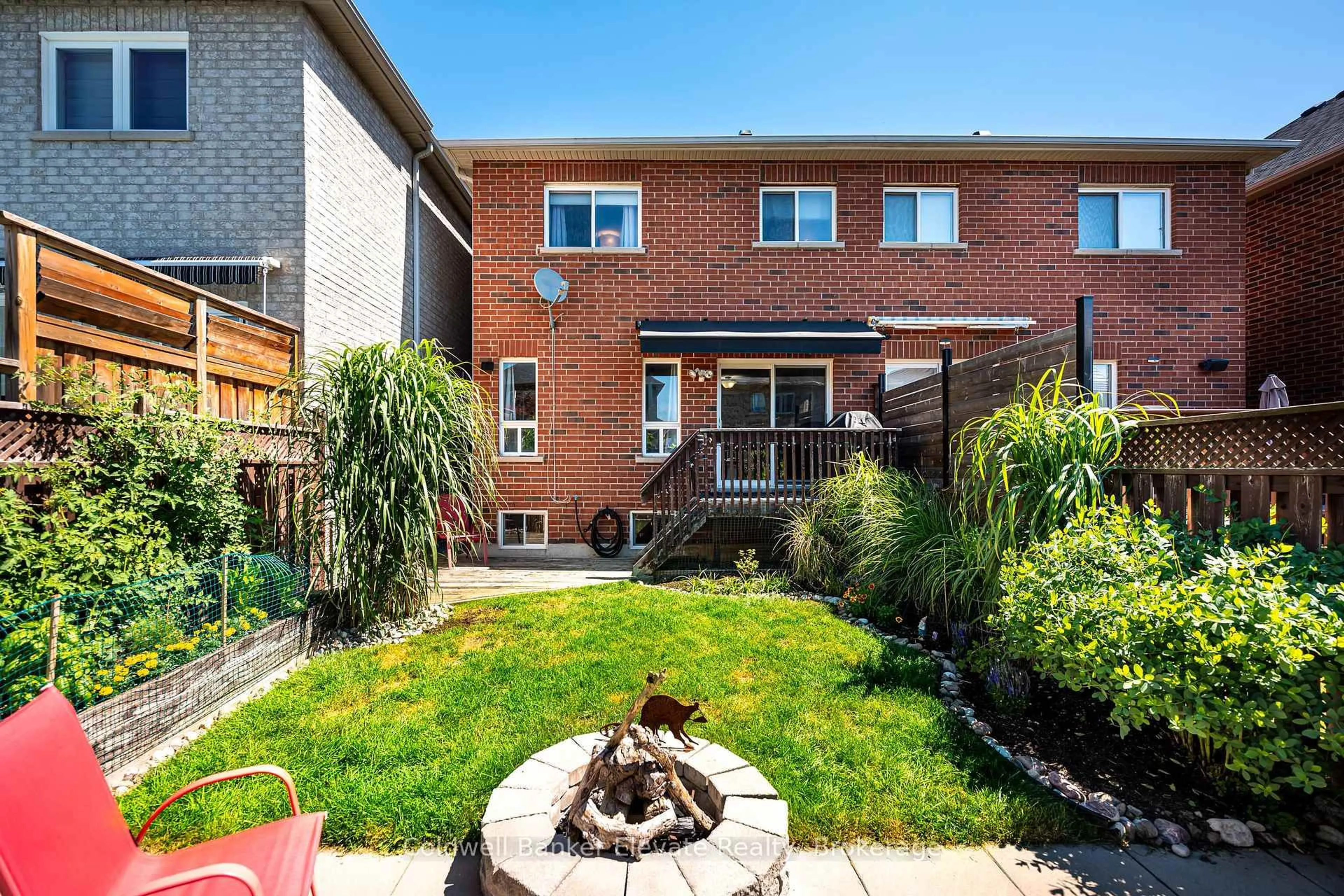 Home with brick exterior material, street for 91 Snowberry Cres, Halton Hills Ontario L7G 6M8