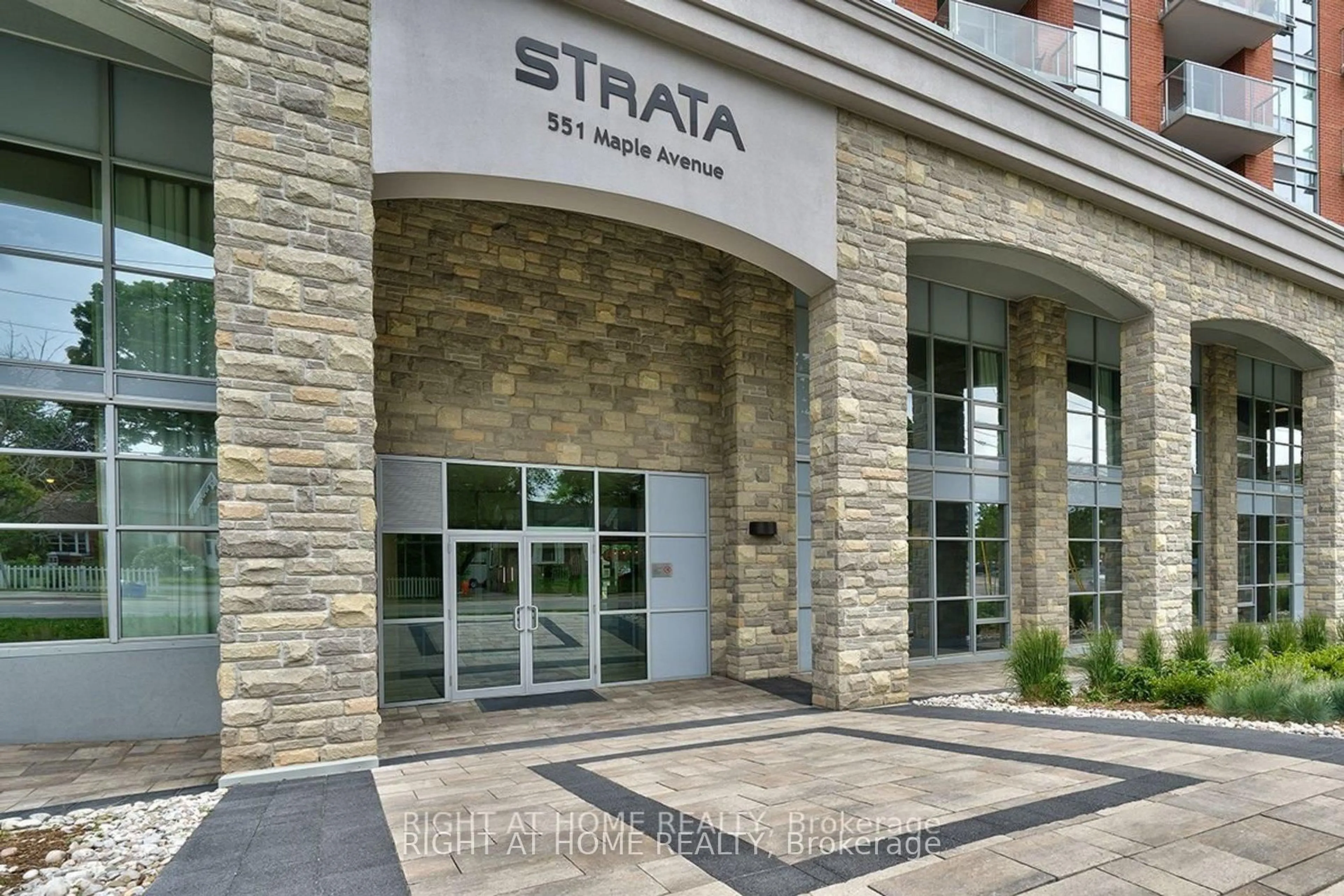 Unknown for 551 Maple Ave #1002, Burlington Ontario L7S 1M7